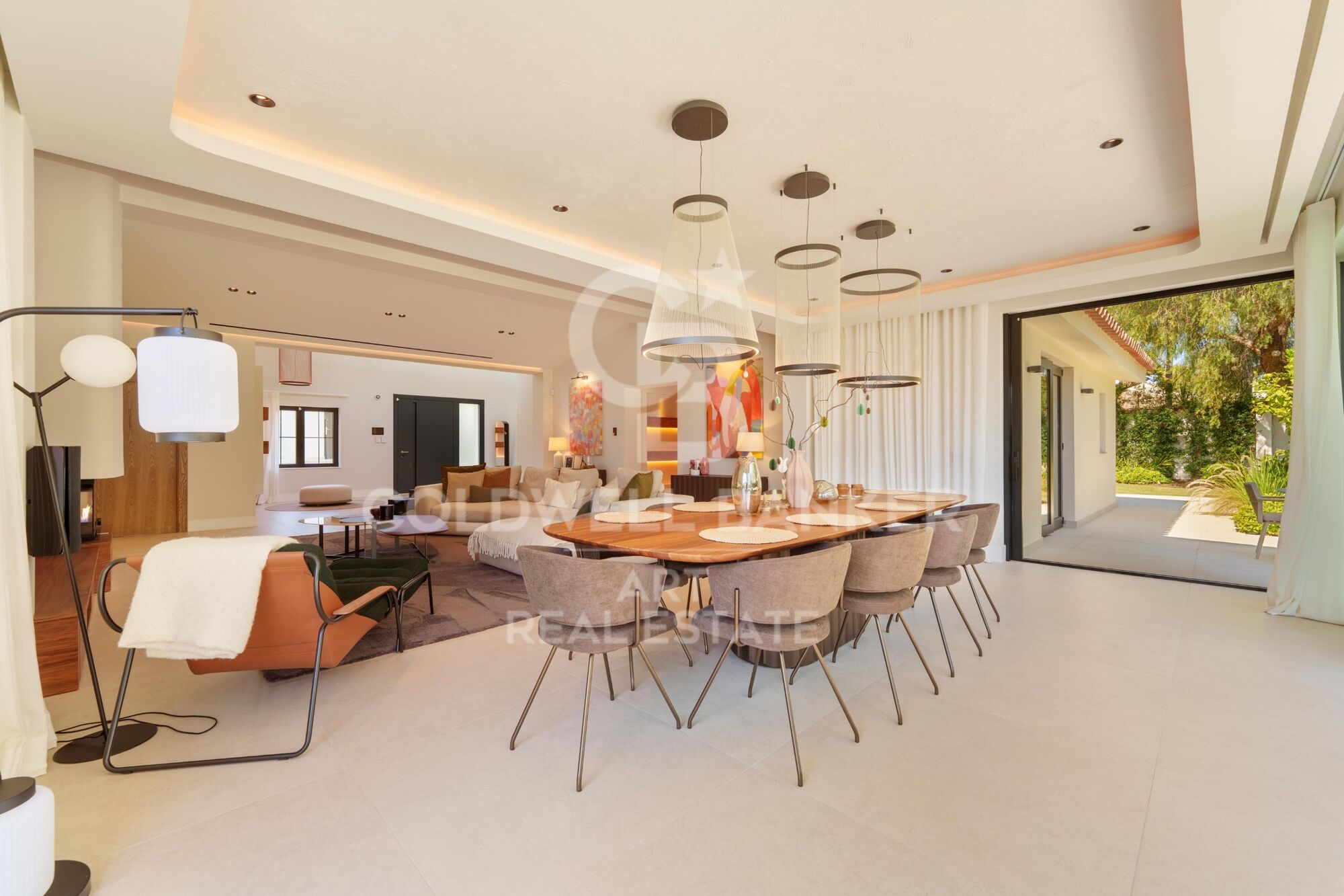 Exceptional one-level villa, located a few minutes from Puerto Banús-Marbella