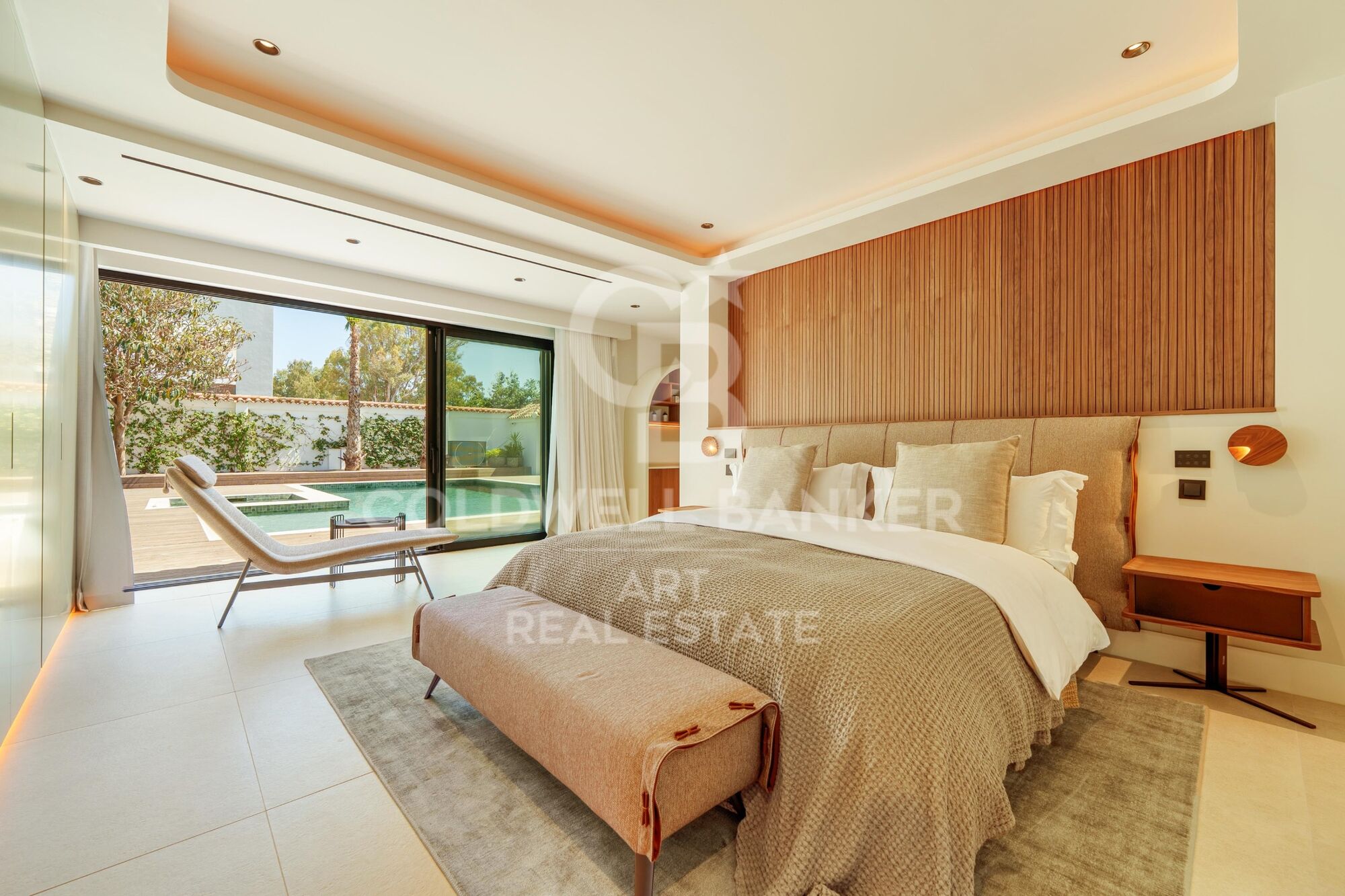 Exceptional one-level villa, located a few minutes from Puerto Banús-Marbella