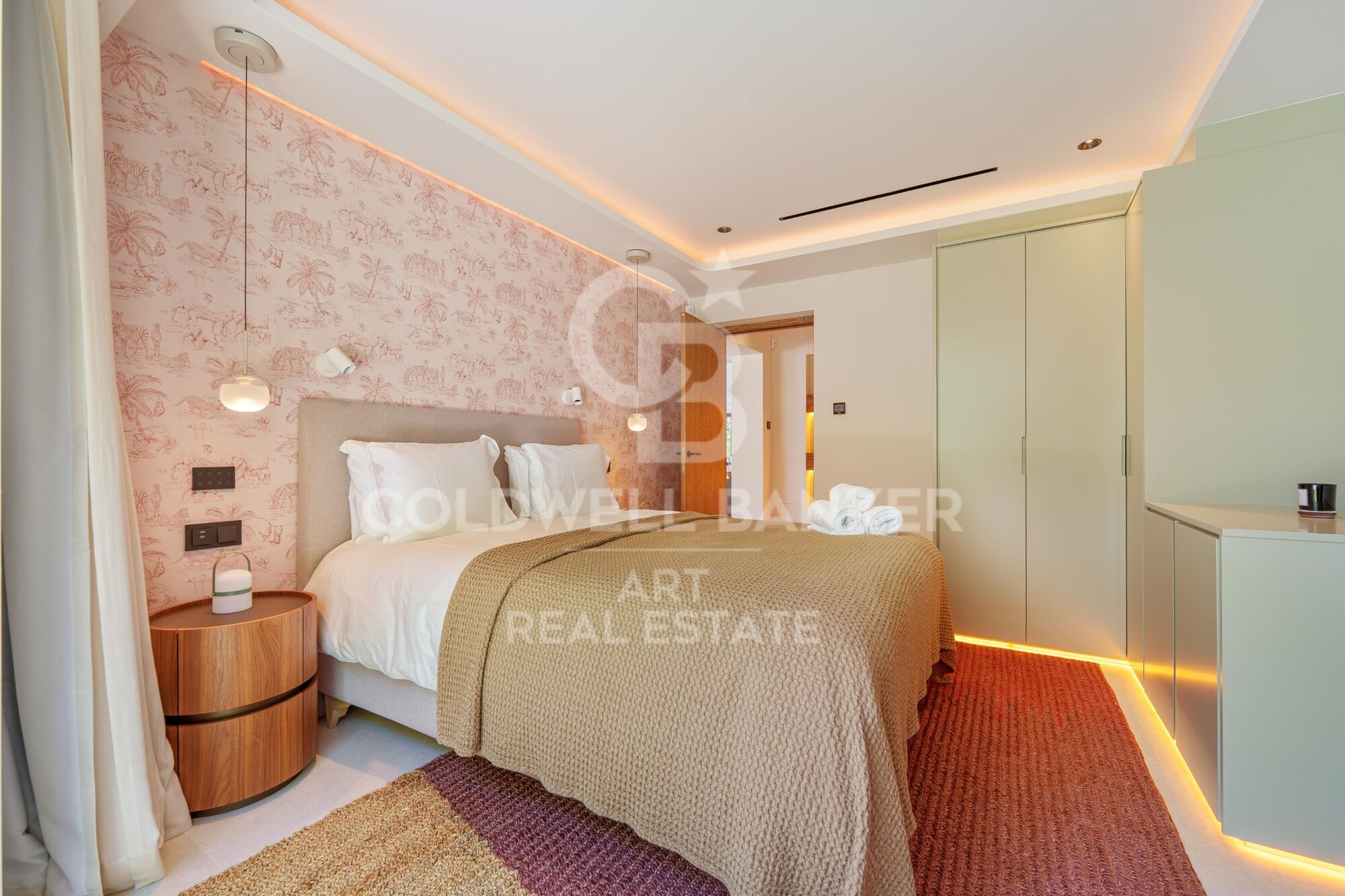 Exceptional one-level villa, located a few minutes from Puerto Banús-Marbella