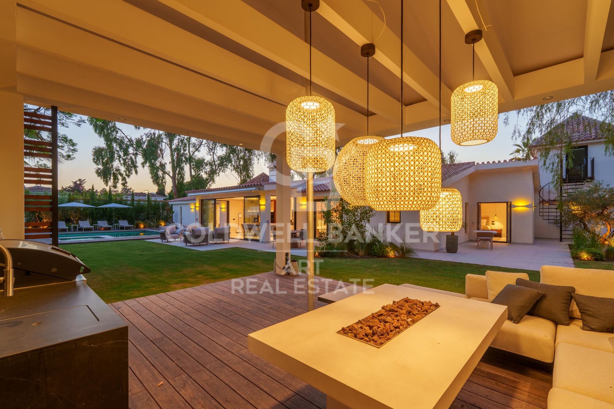 Exceptional one-level villa, located a few minutes from Puerto Banús-Marbella
