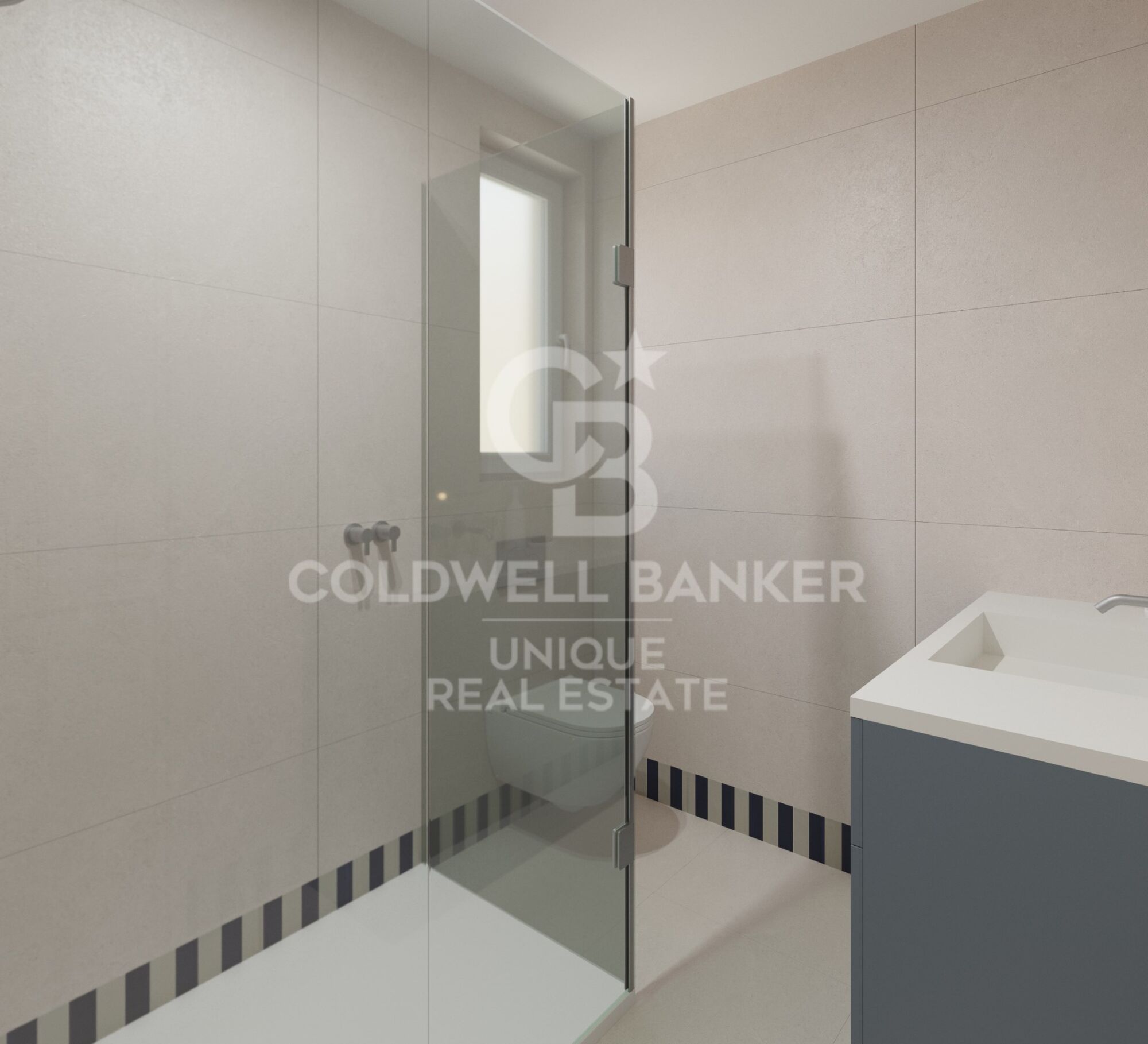 Exterior renovated apartment with storage room in Chamberí, Madrid
