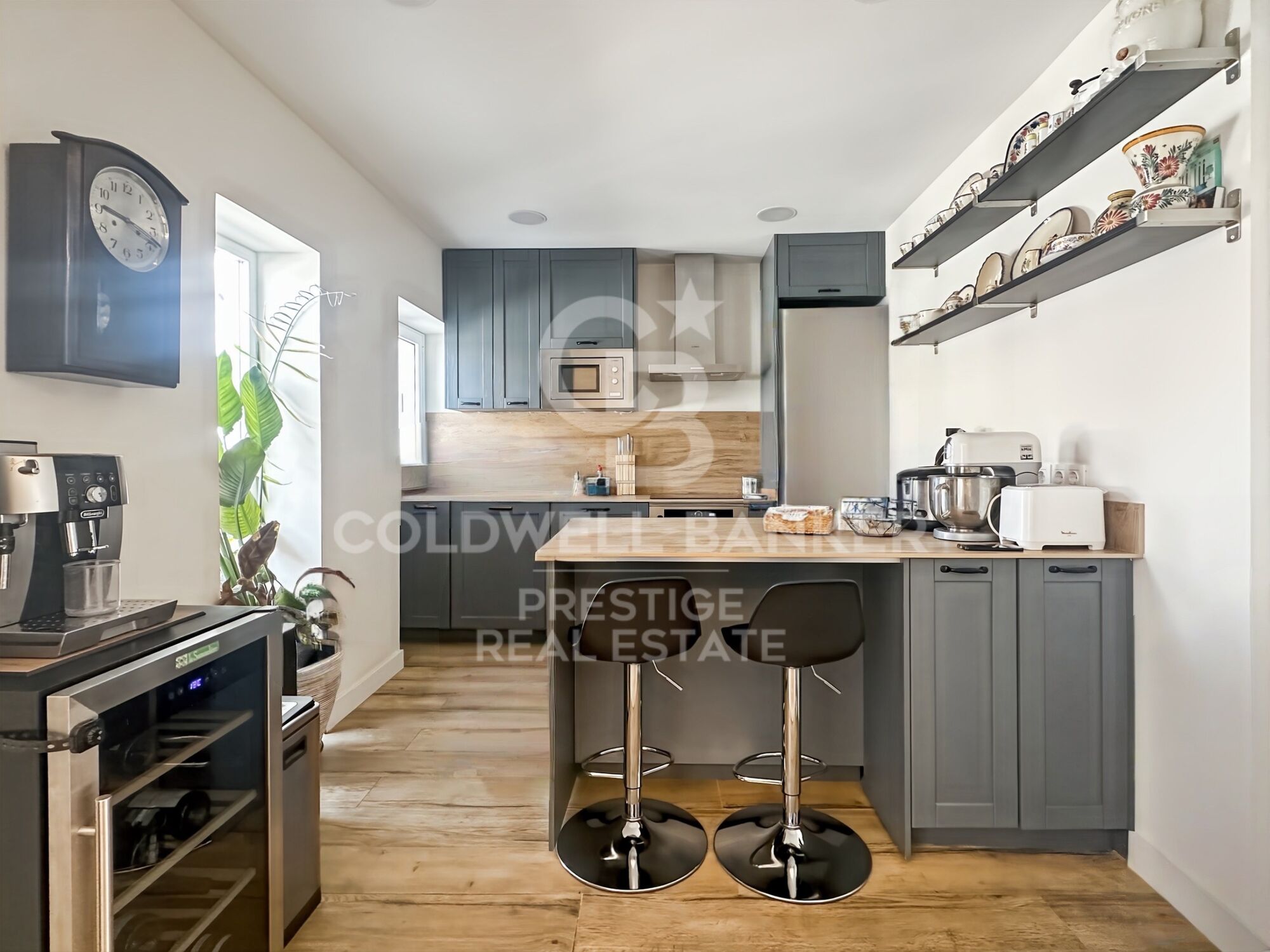 Casa unifamiliar reformada de 142 m² con terraza y vistas panorámicas