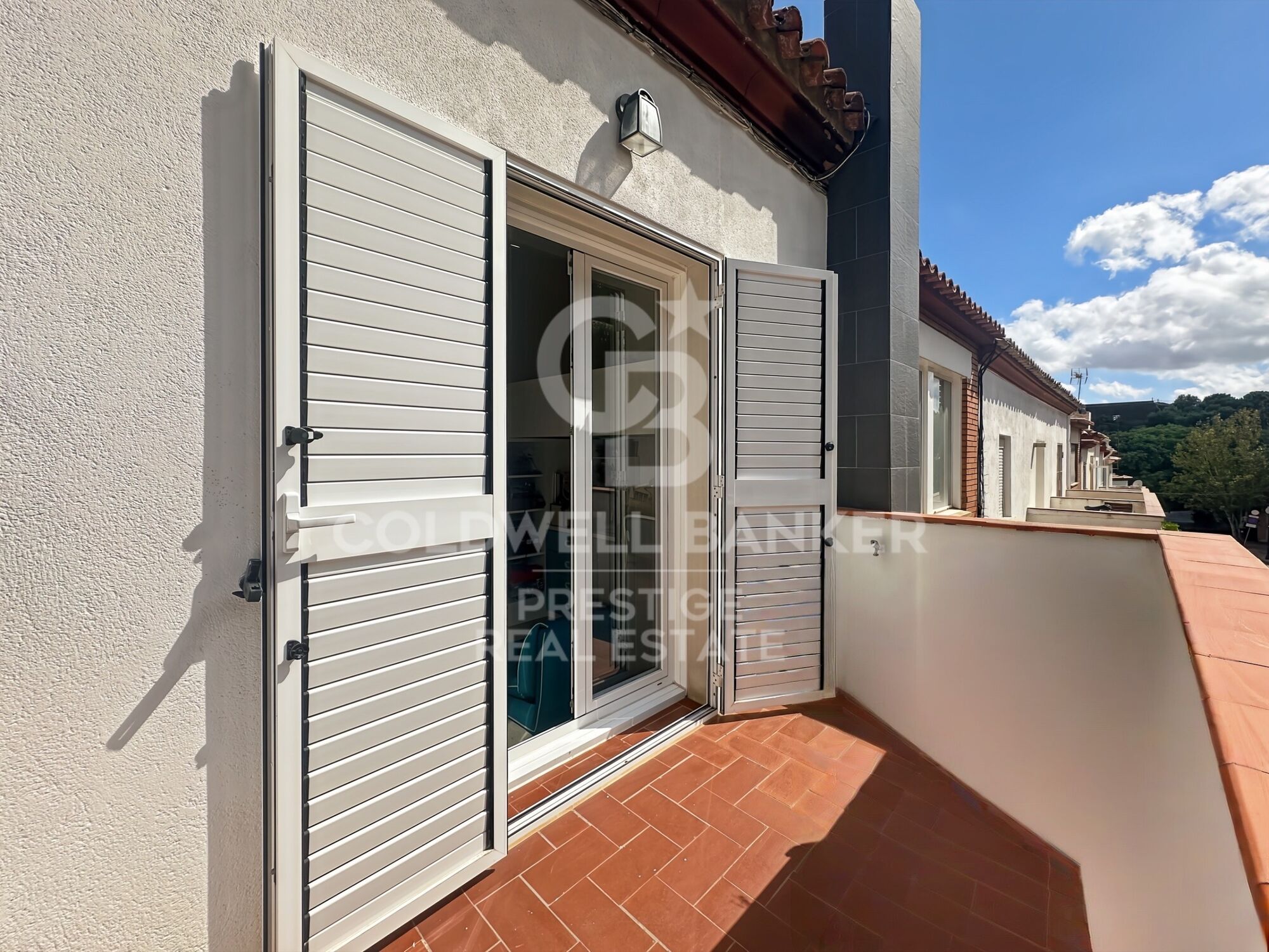 Casa unifamiliar reformada de 142 m² con terraza y vistas panorámicas