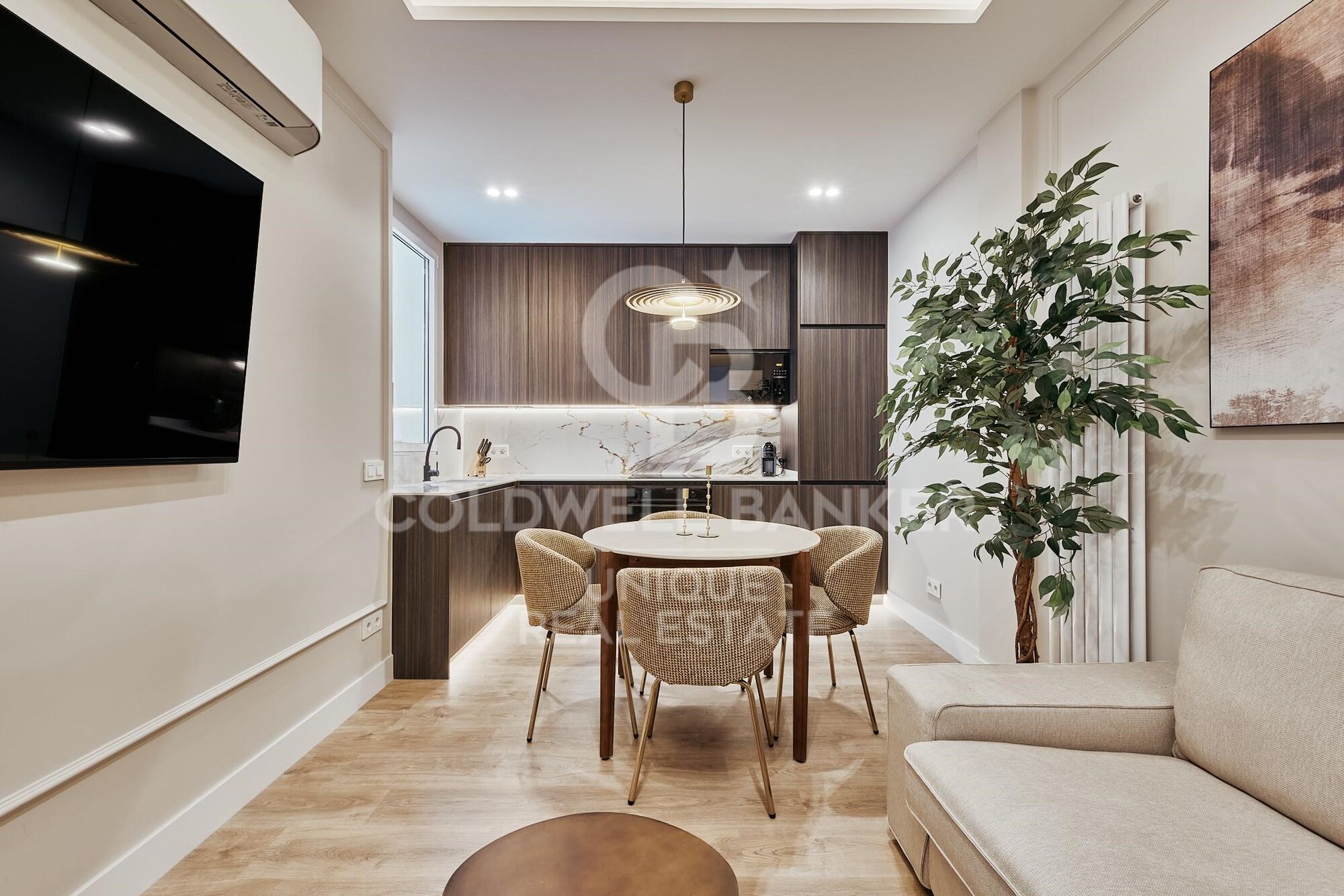 Appartement intérieur de 2 chambres dans le quartier de Salamanque