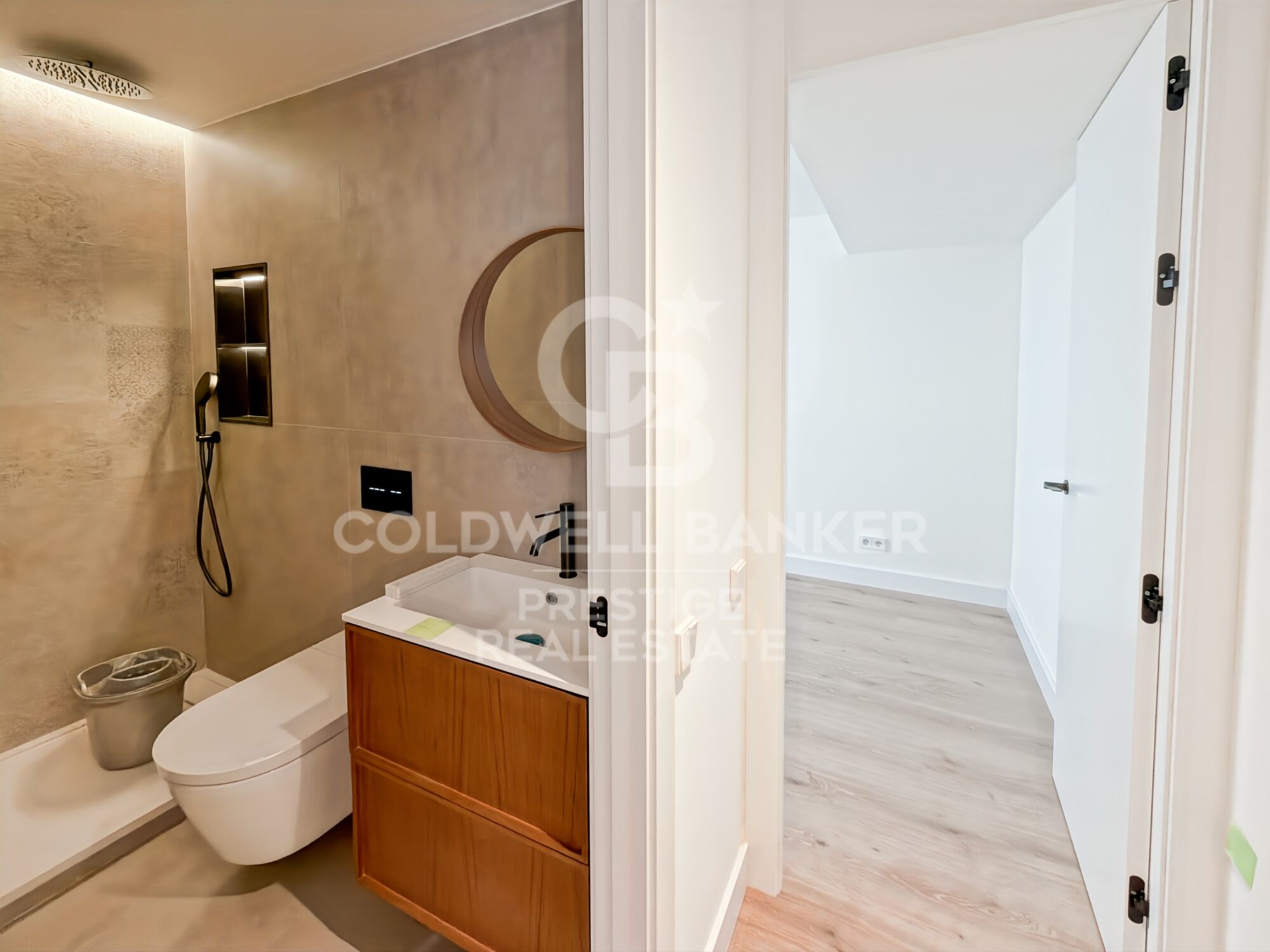 Ático dúplex recién reformado con 90 m² de terrazas y vistas en la Zona Alta de Barcelona