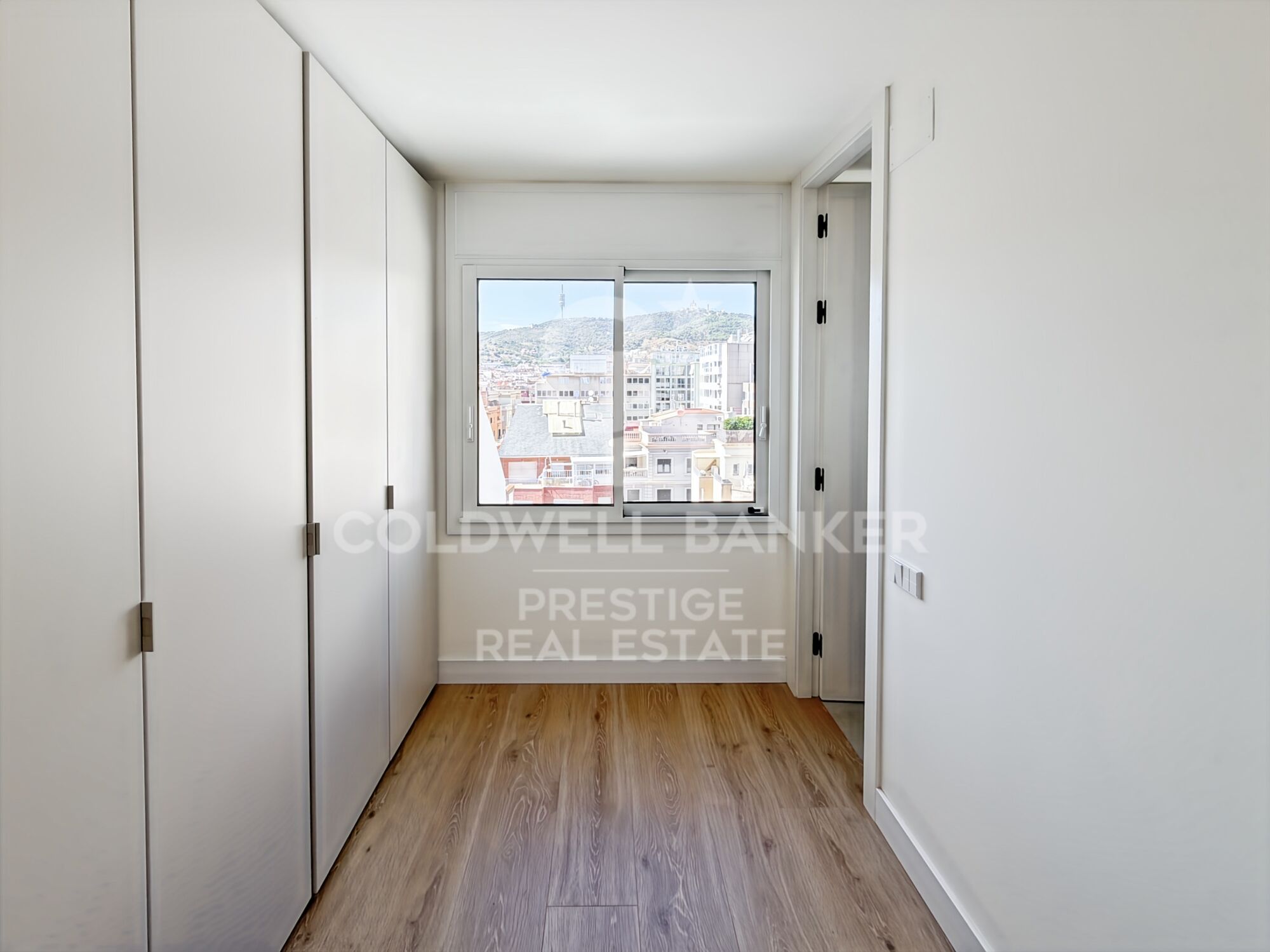 Ático dúplex recién reformado con 90 m² de terrazas y vistas en la Zona Alta de Barcelona