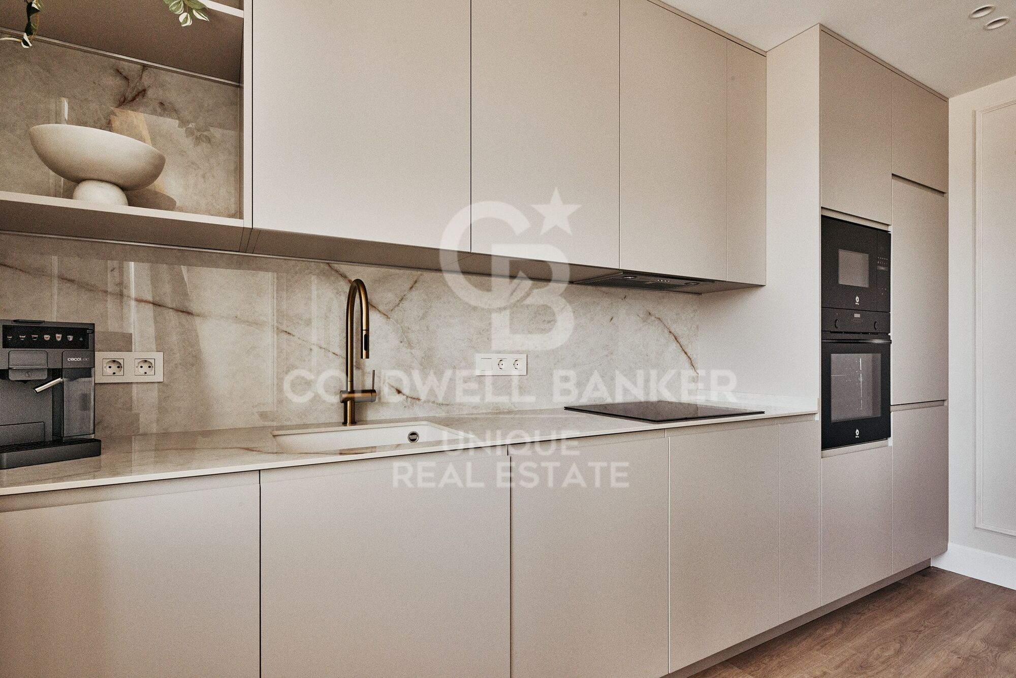 Flat 3 Bedrooms Sale Madrid