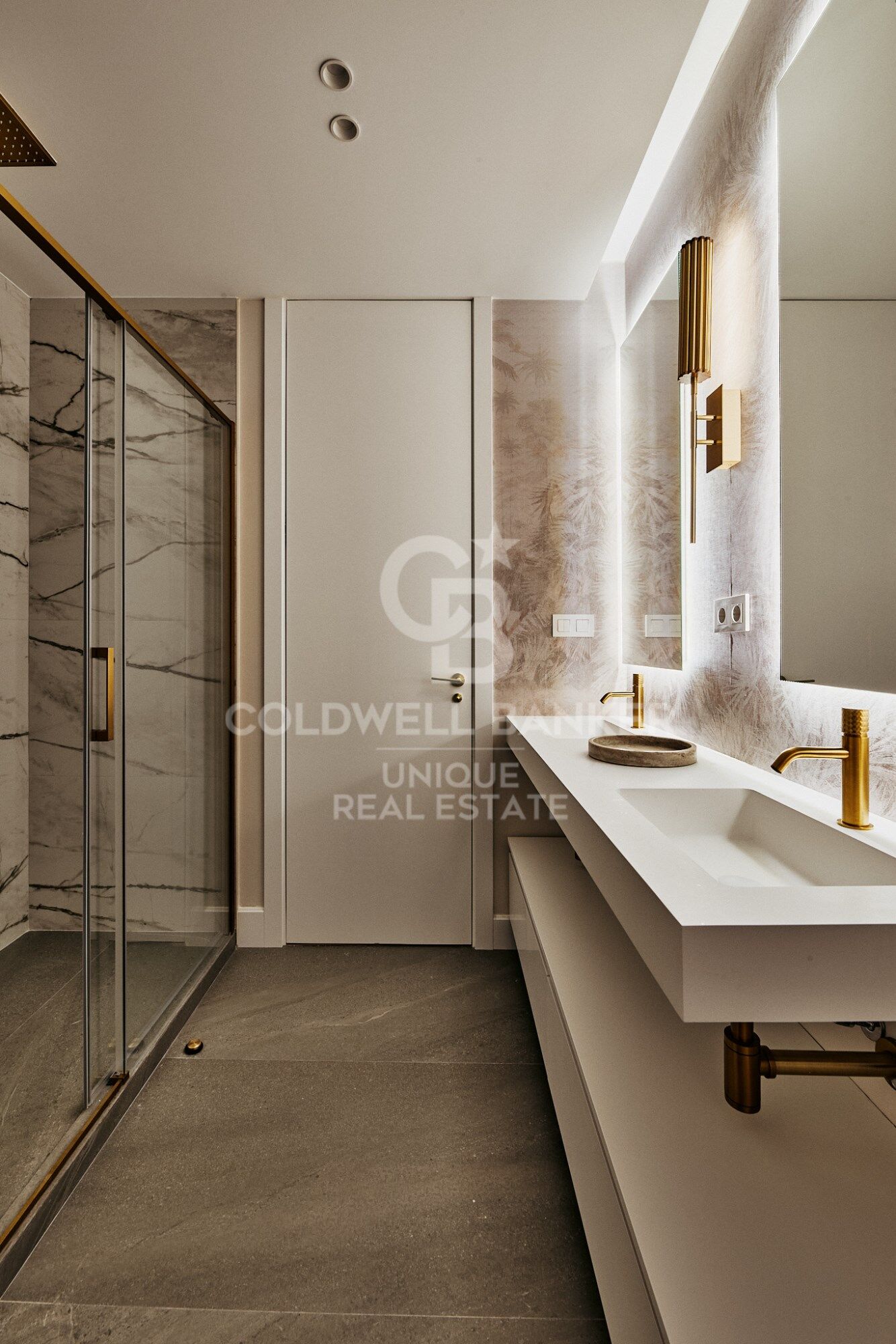 Flat 3 Bedrooms Sale Madrid