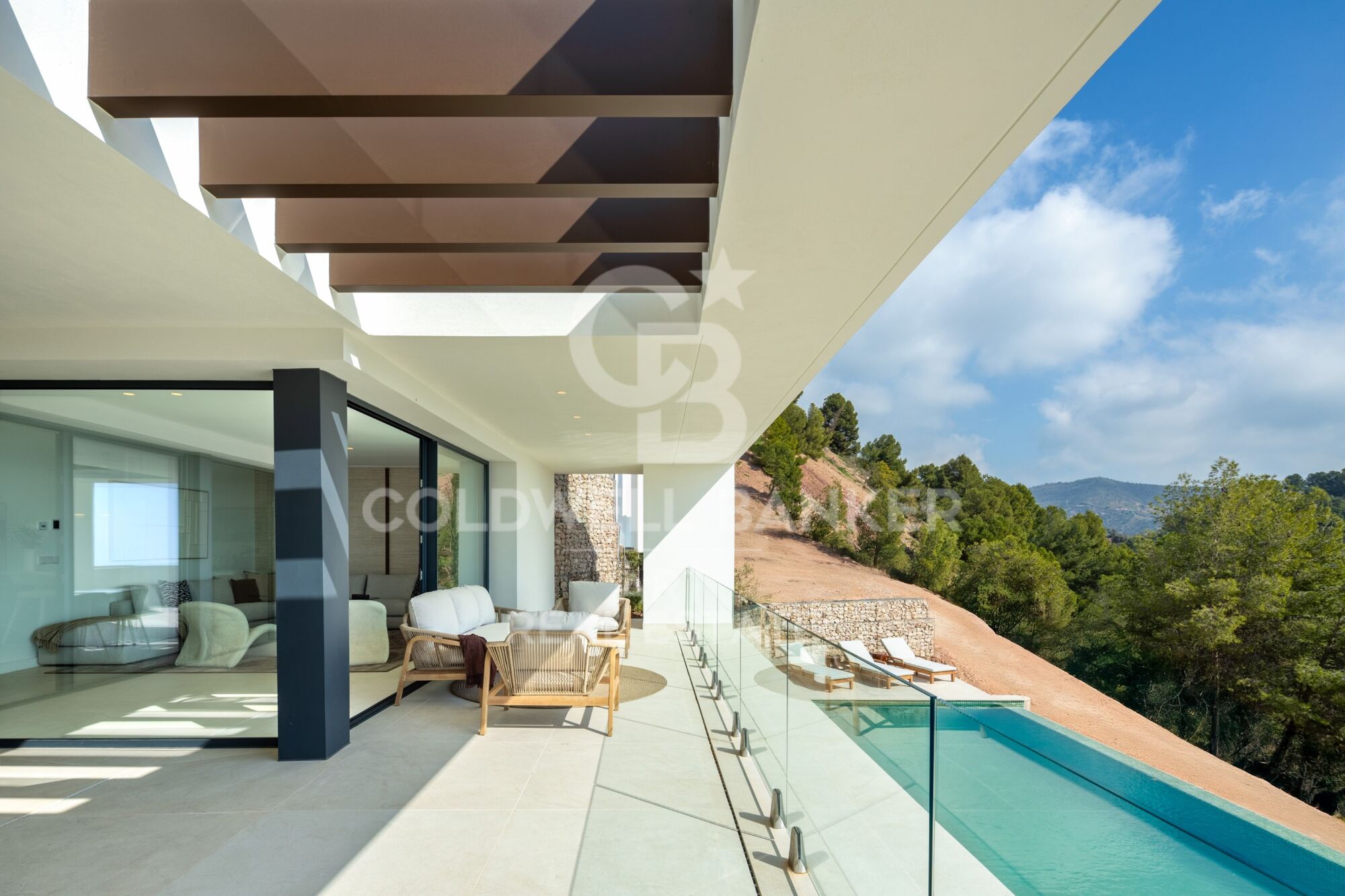 Beautiful modern villas located in Pinares de San Antón- Malaga