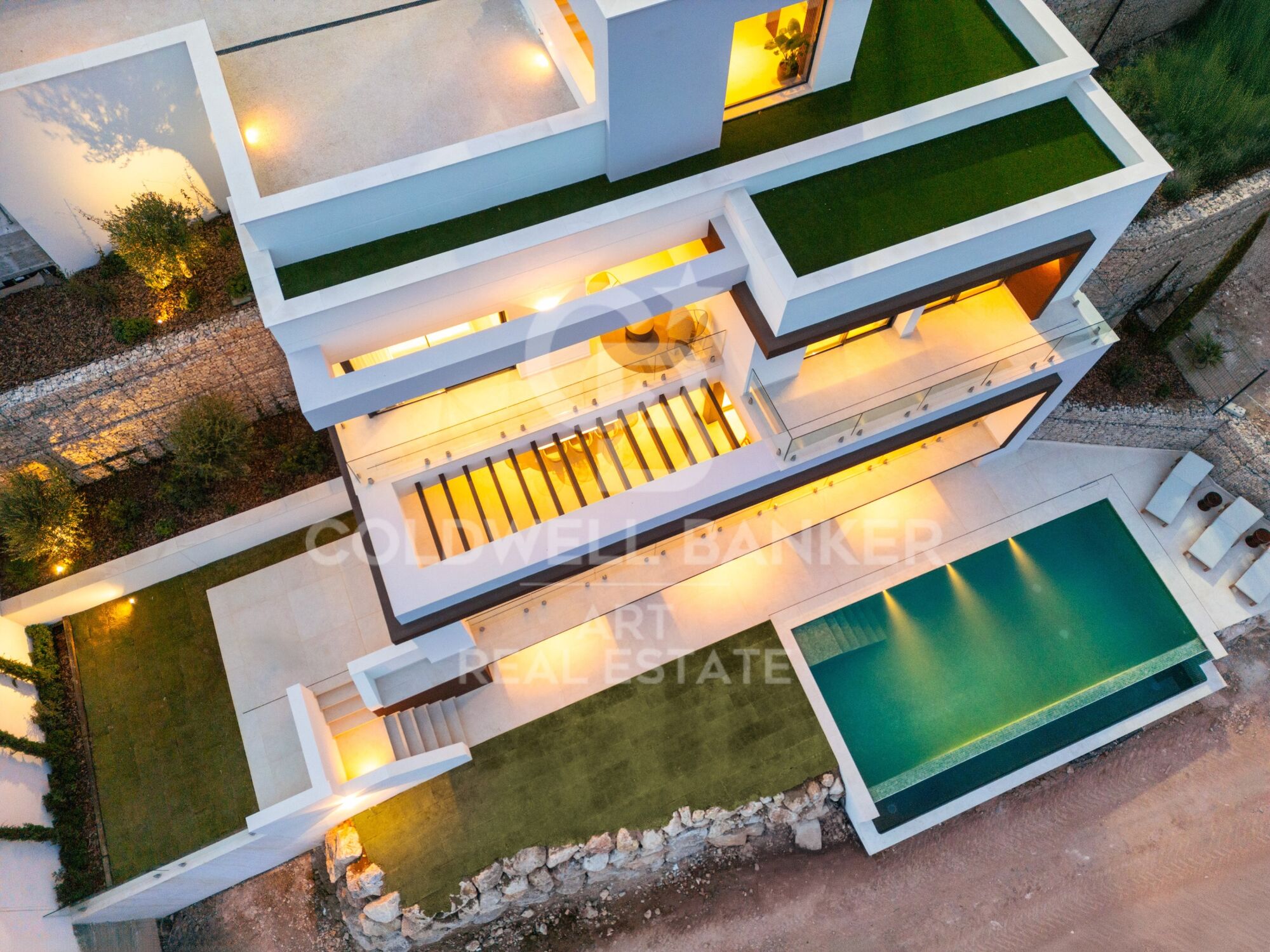 Beautiful modern villas located in Pinares de San Antón- Malaga
