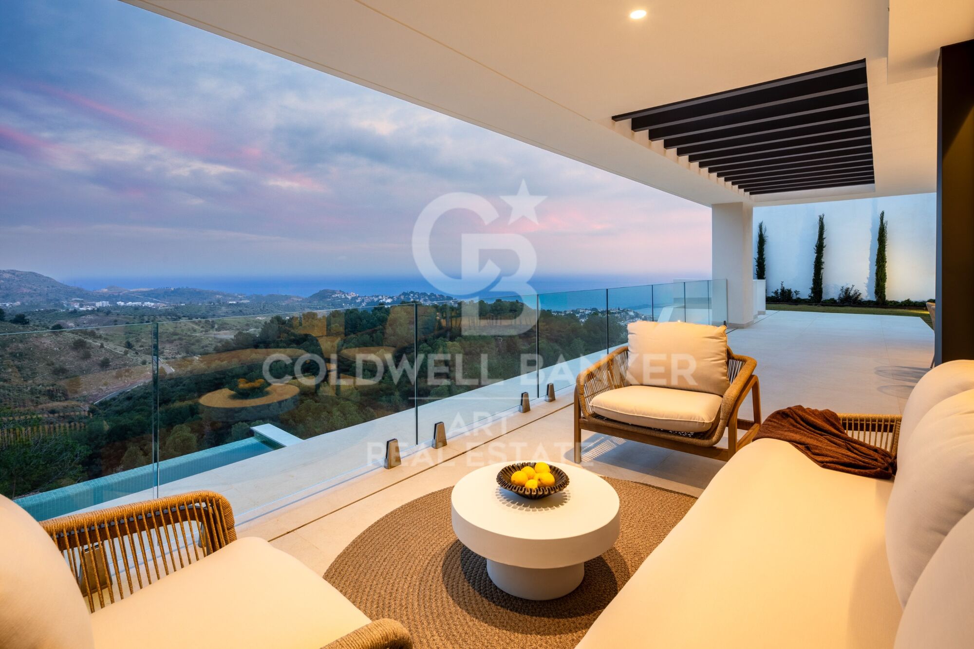 Preciosas villas modernas ubicadas en Pinares de San Antón- Málaga