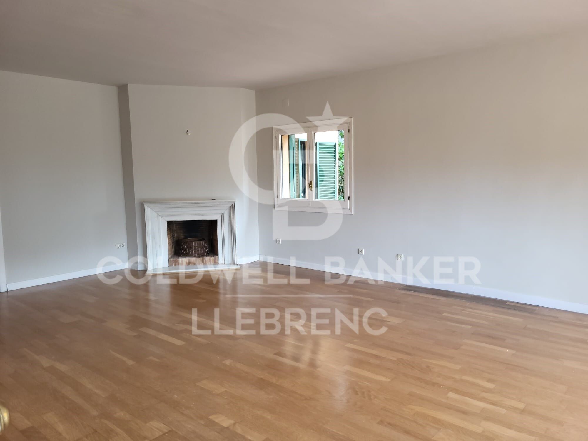 Apartment for rent in Vallvidrera with a large terrace