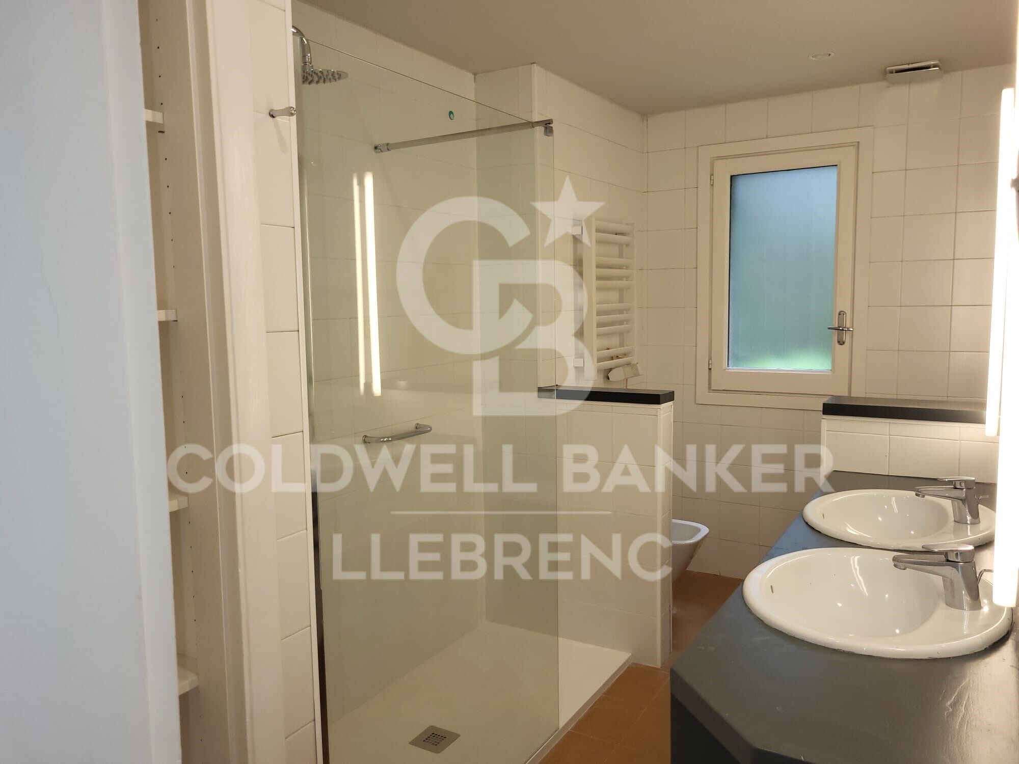 Apartment for rent in Vallvidrera with a large terrace