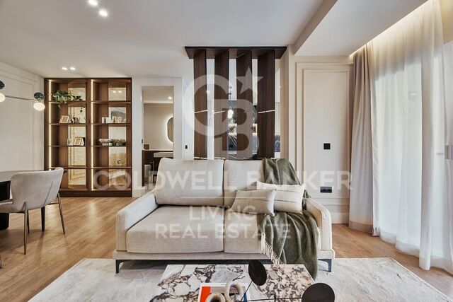 Flat 3 Bedrooms Sale Madrid