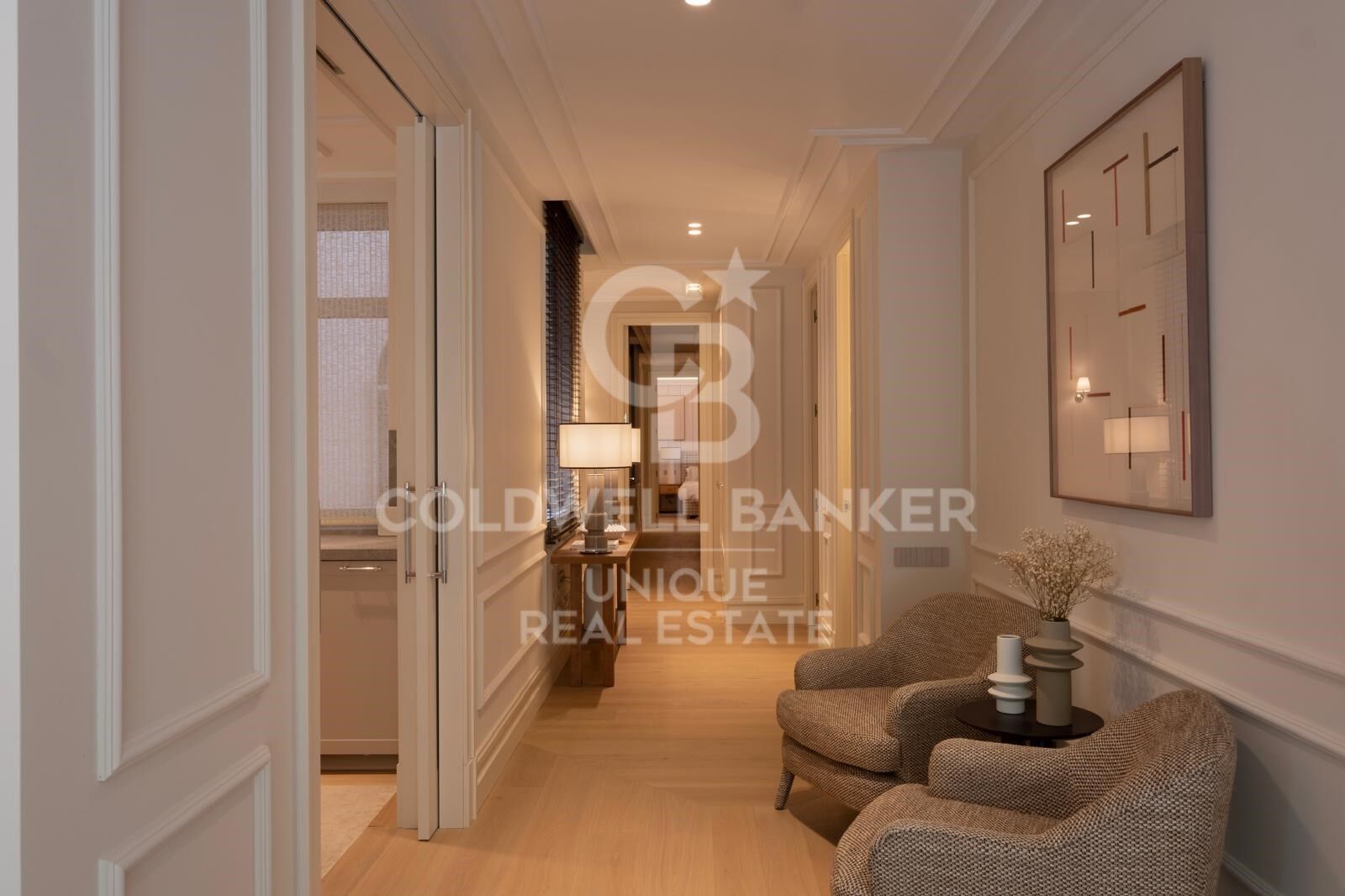 Appartement tout neuf de 4 chambres à Recoletos