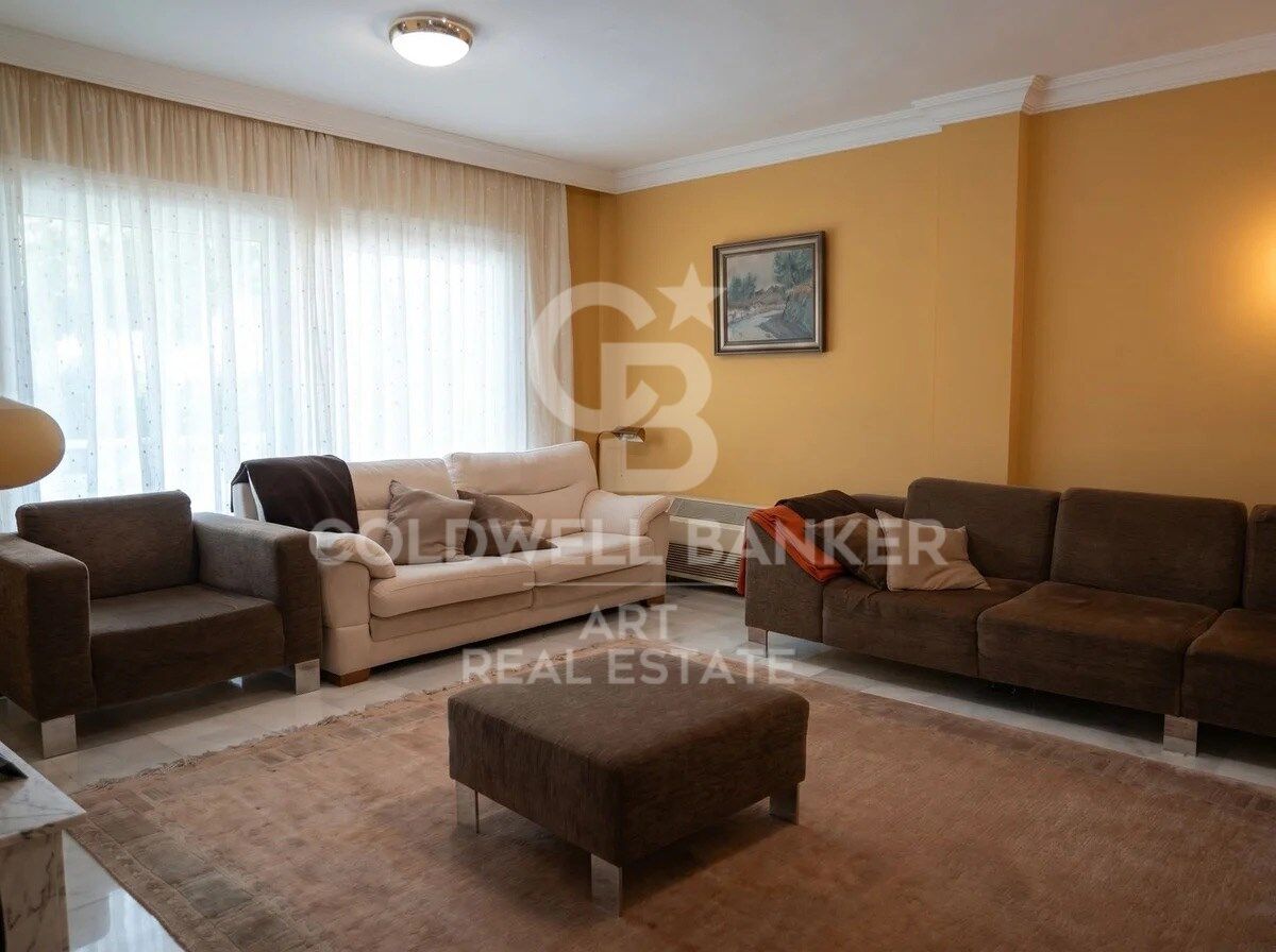 Villa with Great Potential in Elviria