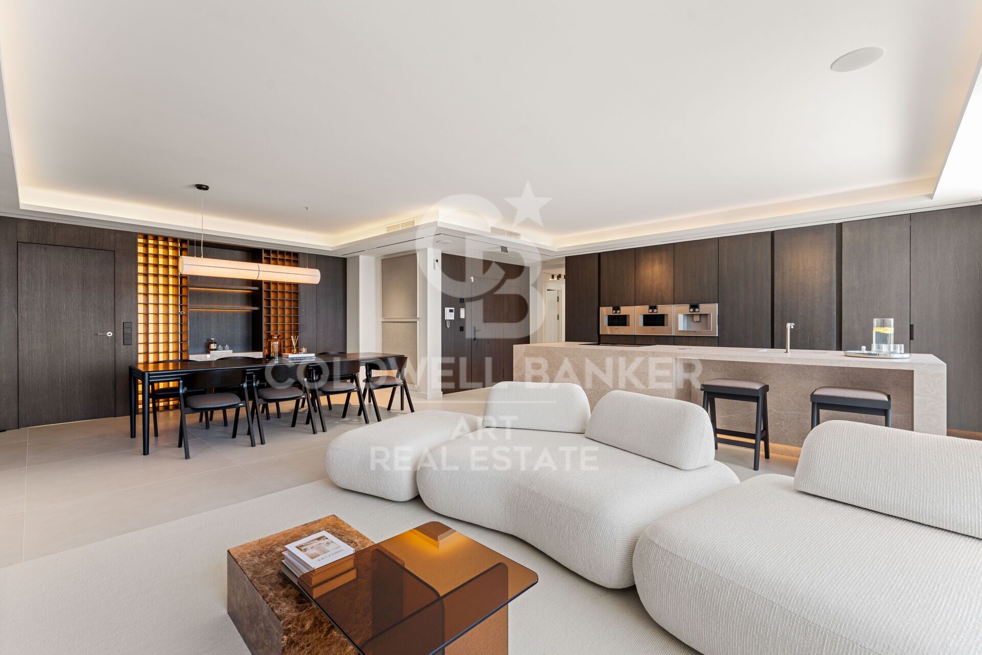 Spectaculaire penthouse entièrement rénové à Sierra Blanca- Marbella