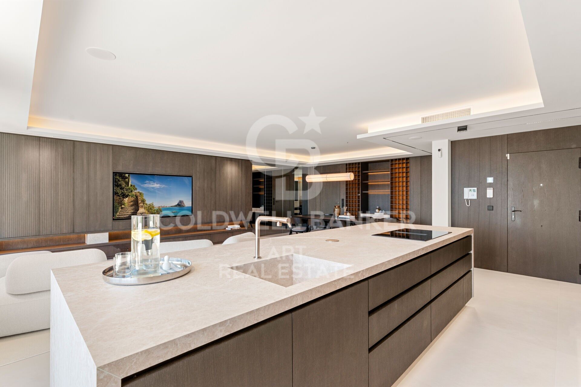 Spectaculaire penthouse entièrement rénové à Sierra Blanca- Marbella
