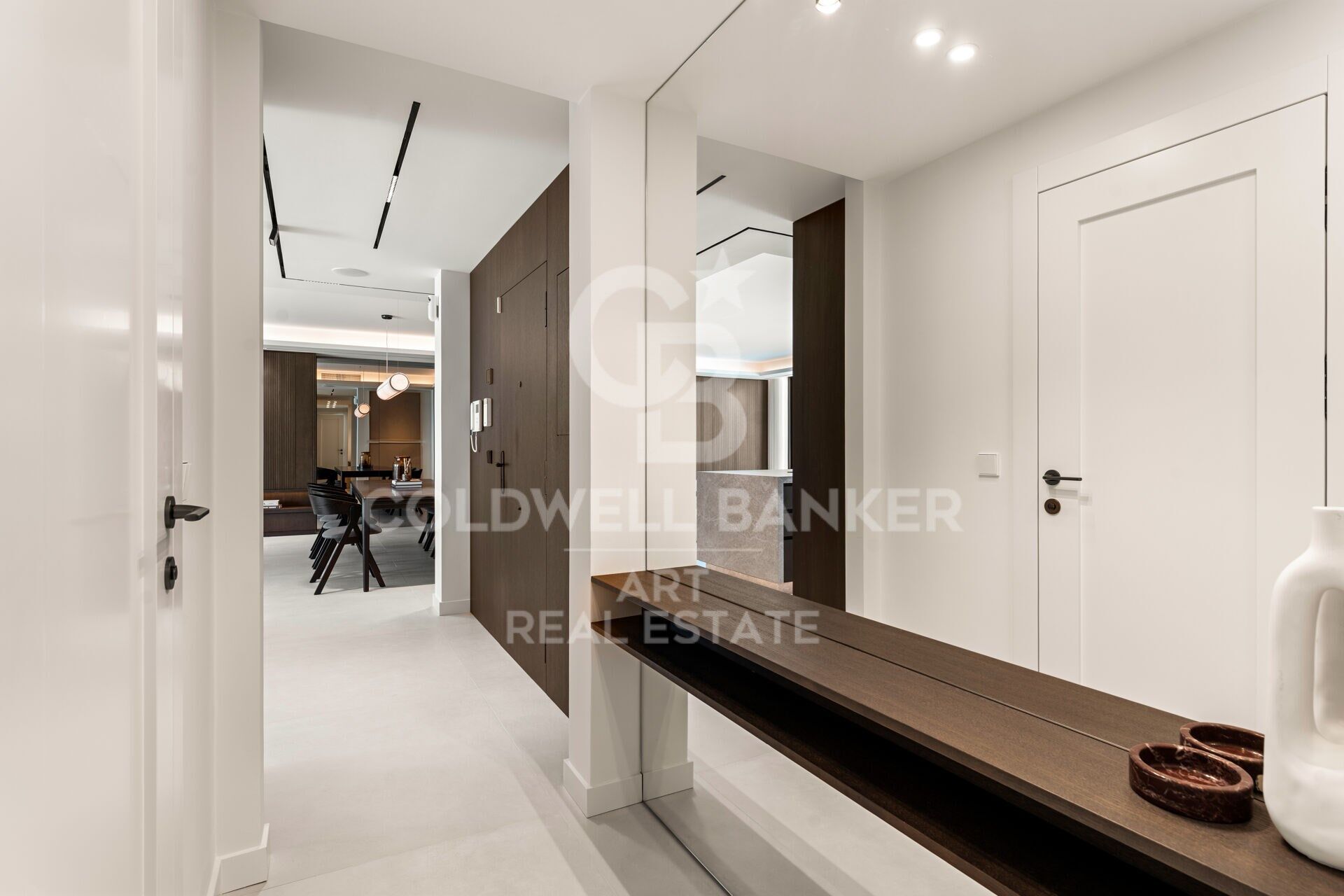 Spectaculaire penthouse entièrement rénové à Sierra Blanca- Marbella