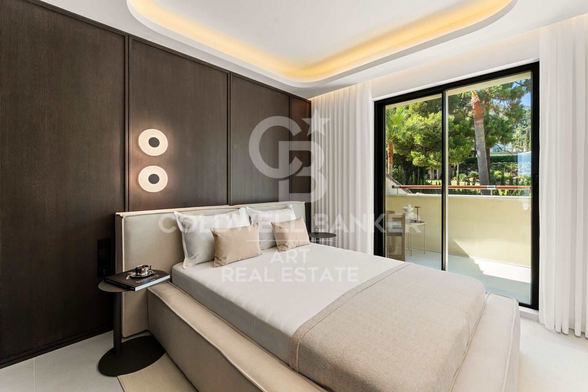 Spectaculaire penthouse entièrement rénové à Sierra Blanca- Marbella