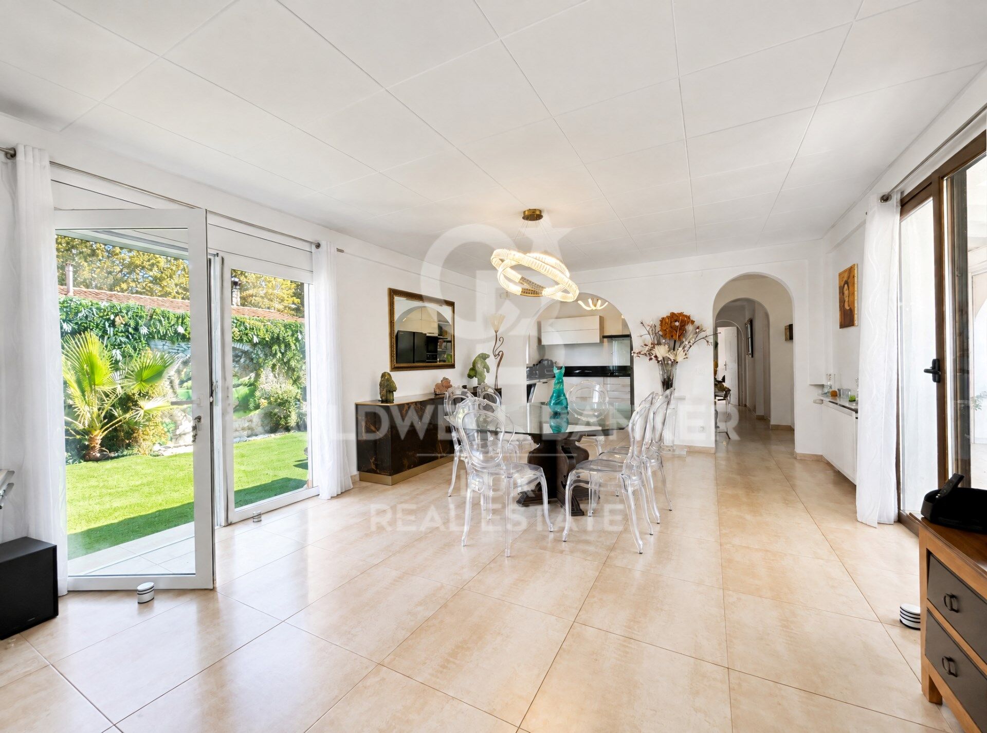 Einstöckige Villa mit separater Wohnung in Empuriabrava