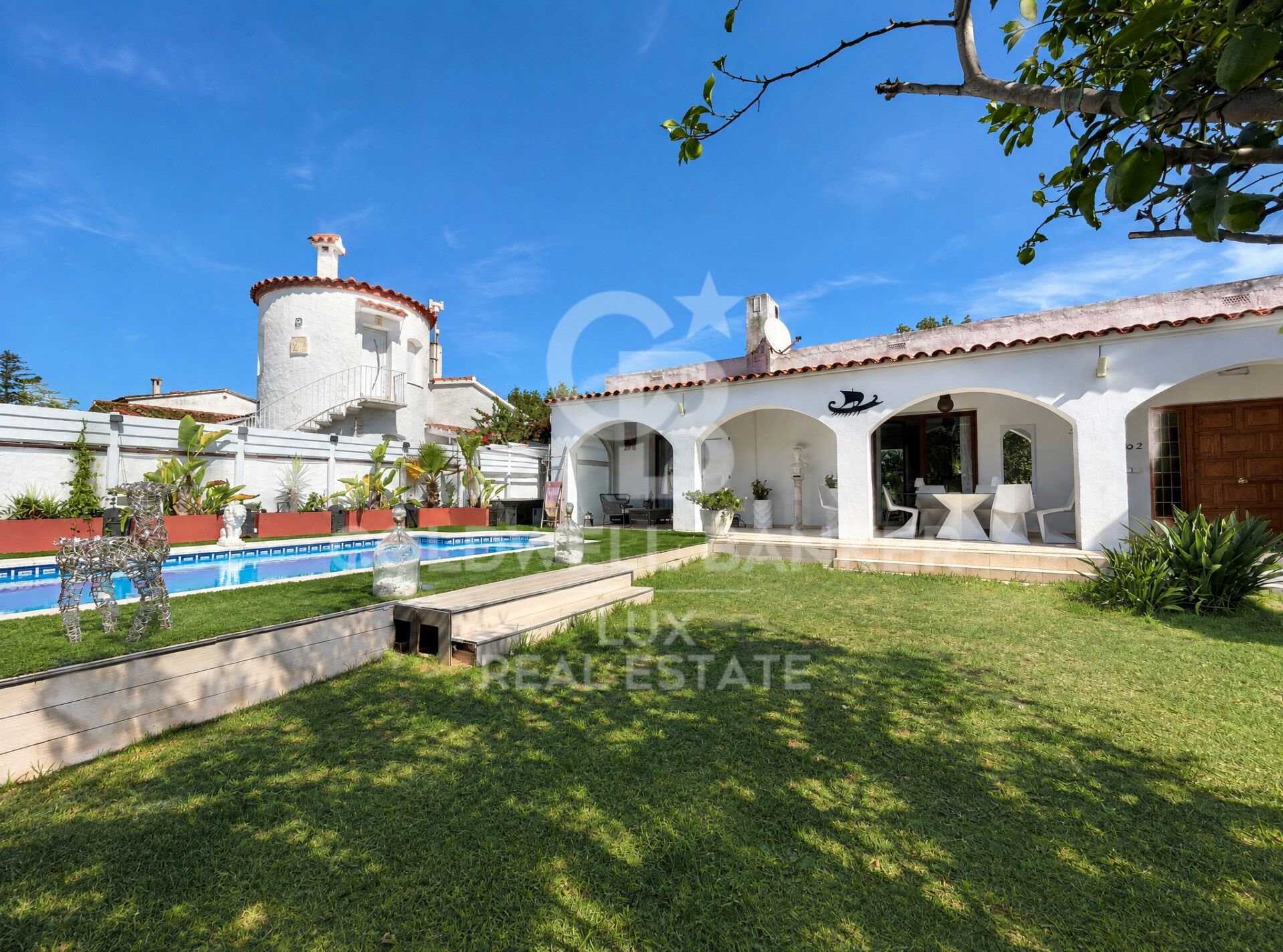 Einstöckige Villa mit separater Wohnung in Empuriabrava