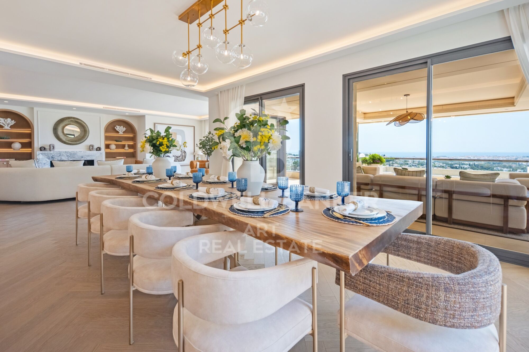 Extraordinario ático dúplex en el corazón de Nueva Andalucía