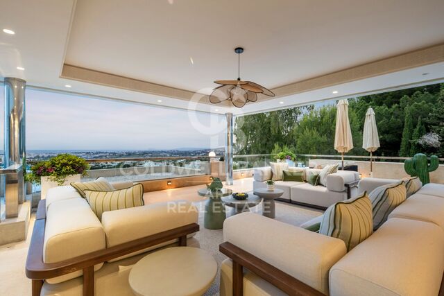 Penthouse duplex extraordinaire au cur de Nueva Andalucía