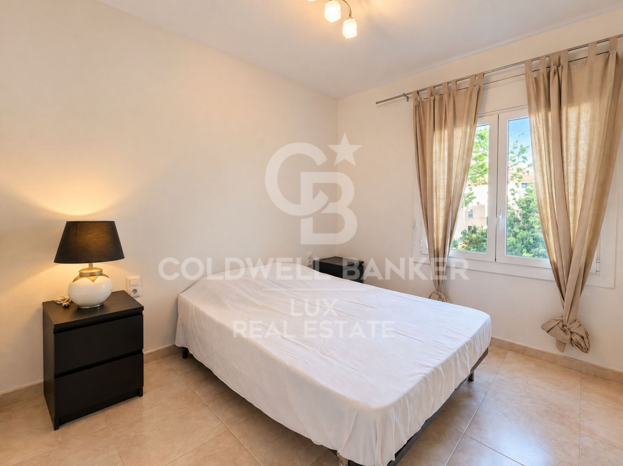 Wohnung mit Meerblick und Abstellraum in Canyelles Petites, Roses
