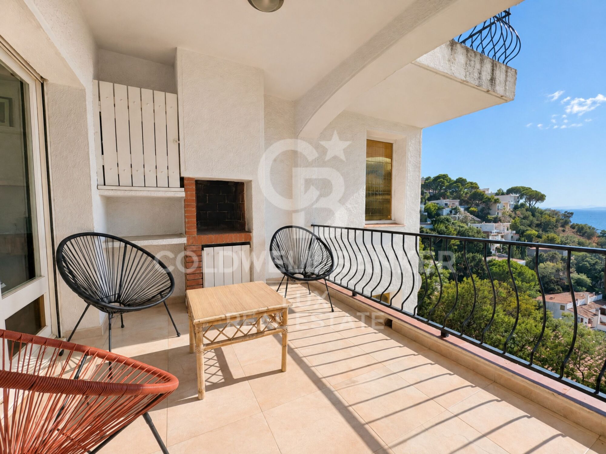 Wohnung mit Meerblick und Abstellraum in Canyelles Petites, Roses