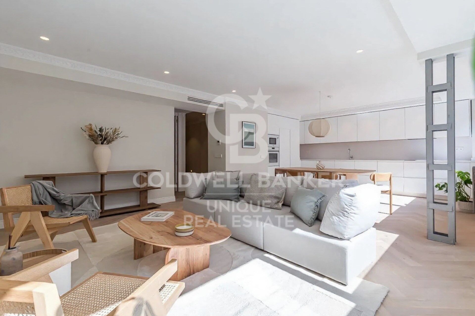 Piso de 3 habitaciones con garaje en Chamberí