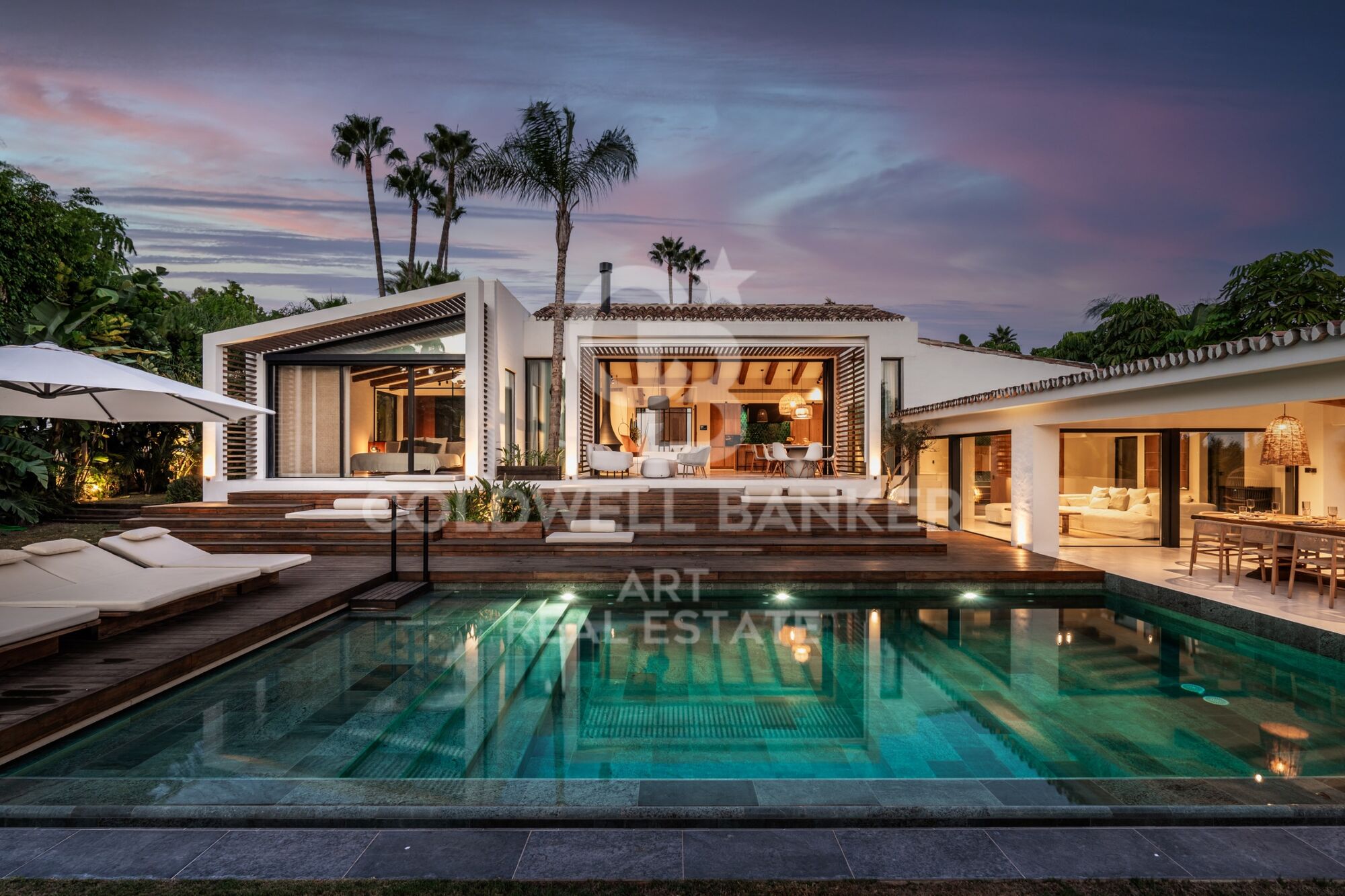 Espectacular villa en primera línea de Golf en Nueva Andalucía