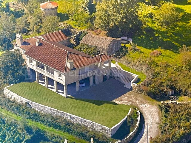 House  Sale Punxín