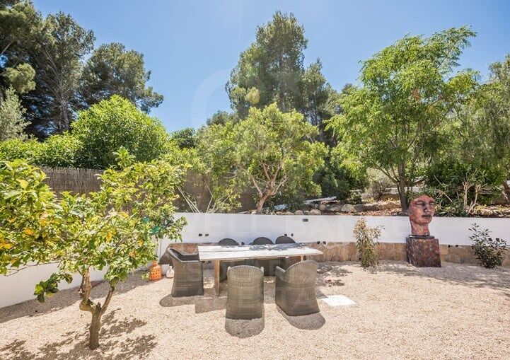 Magnifica Villa de estilo ibicenco con casa de invitados en La Lluca, Jávea