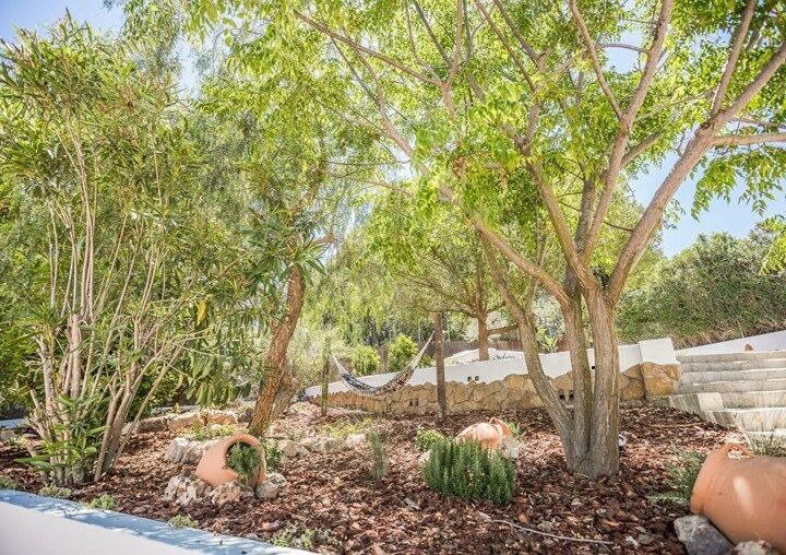 Magnifica Villa de estilo ibicenco con casa de invitados en La Lluca, Jávea