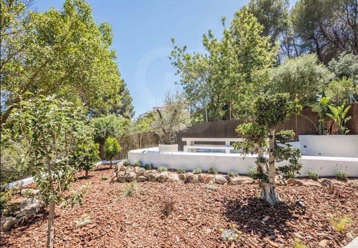 Magnifica Villa de estilo ibicenco con casa de invitados en La Lluca, Jávea