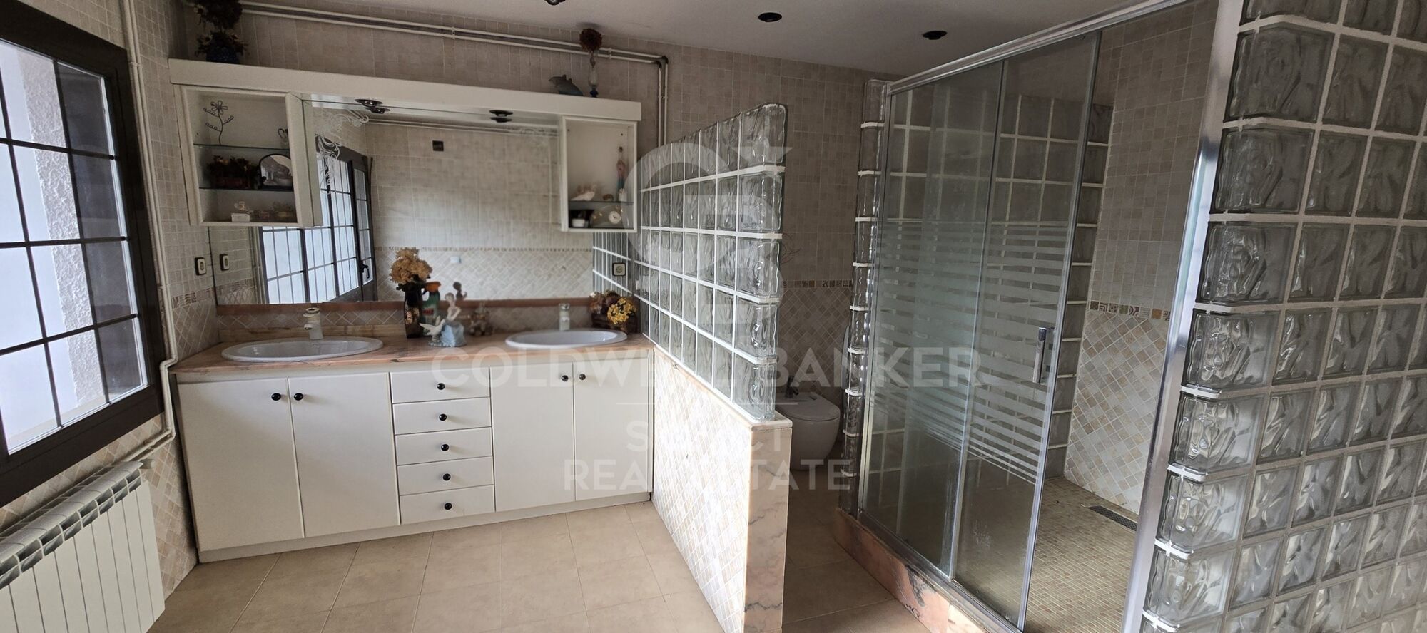 Chalet 5 Bedrooms +2 Sale Castellar del Vallès