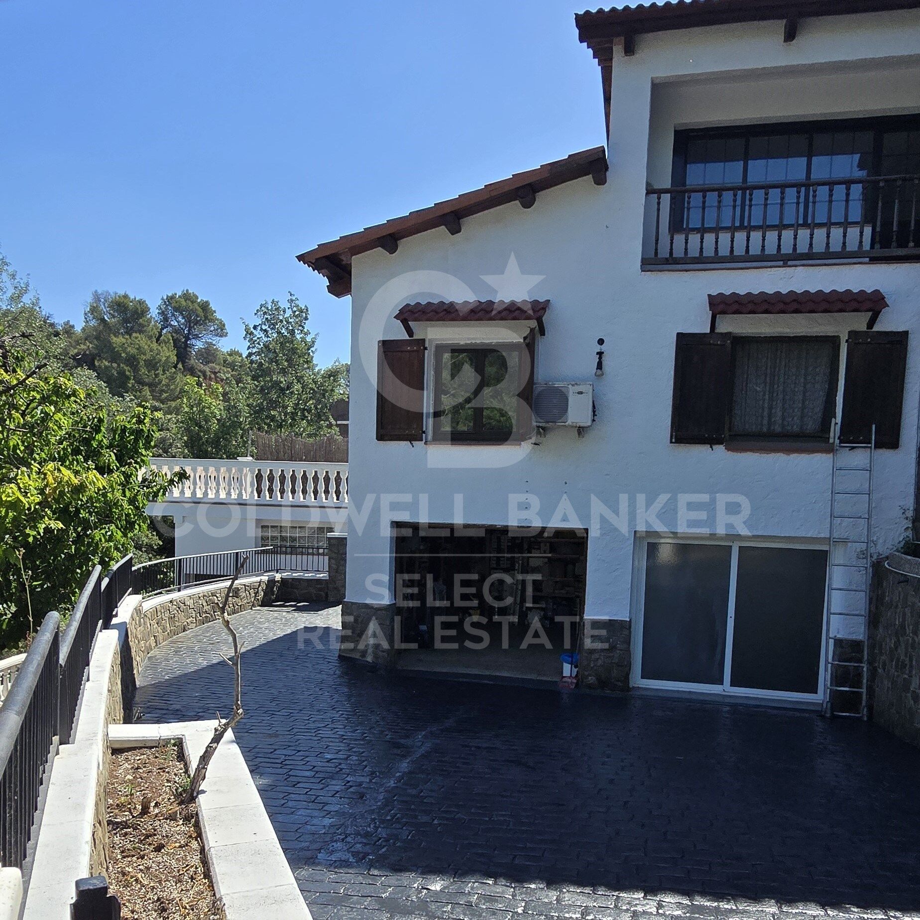 Chalet 5 Bedrooms +2 Sale Castellar del Vallès