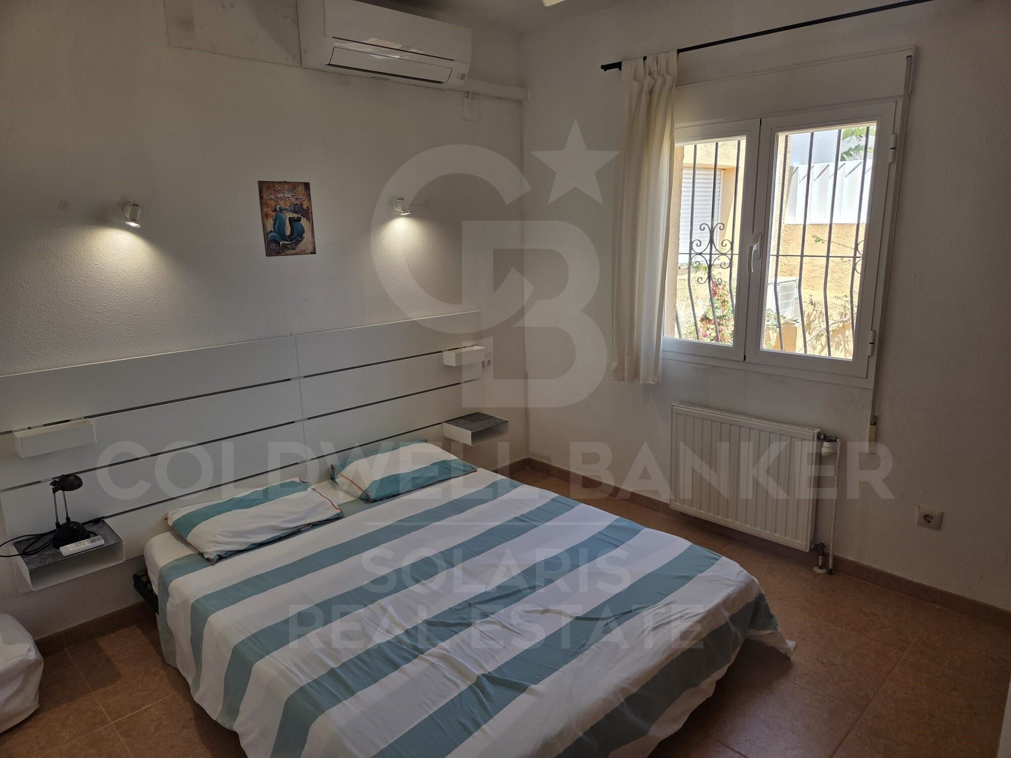 Exclusiva villa con espectaculares vistas al mar, piscina infinity y orientación sureste