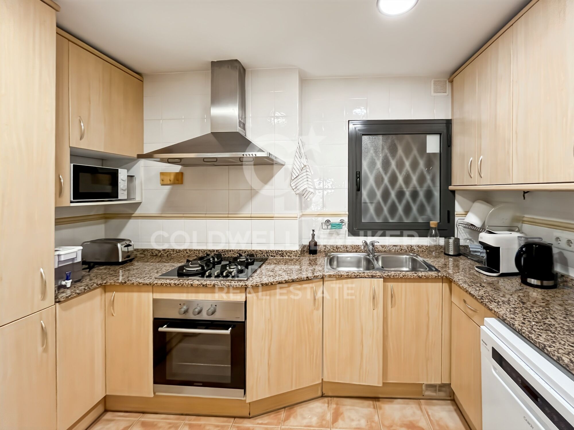 Appartement avec terrasse en location saisonnière à El Clot