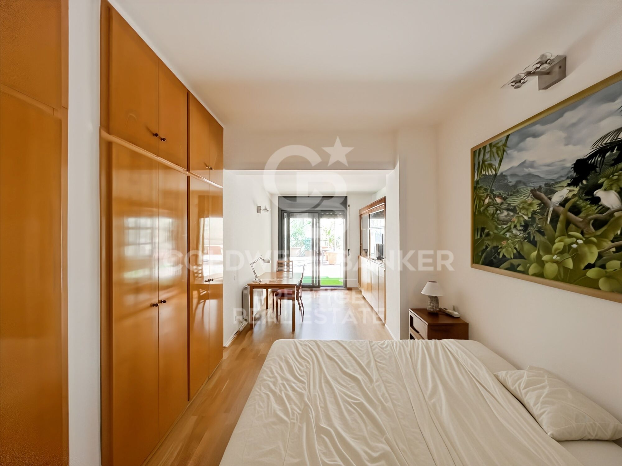 Appartement avec terrasse en location saisonnière à El Clot