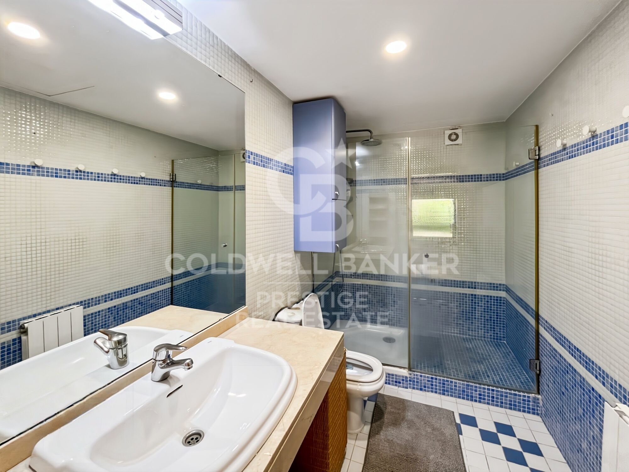 Appartement avec terrasse en location saisonnière à El Clot