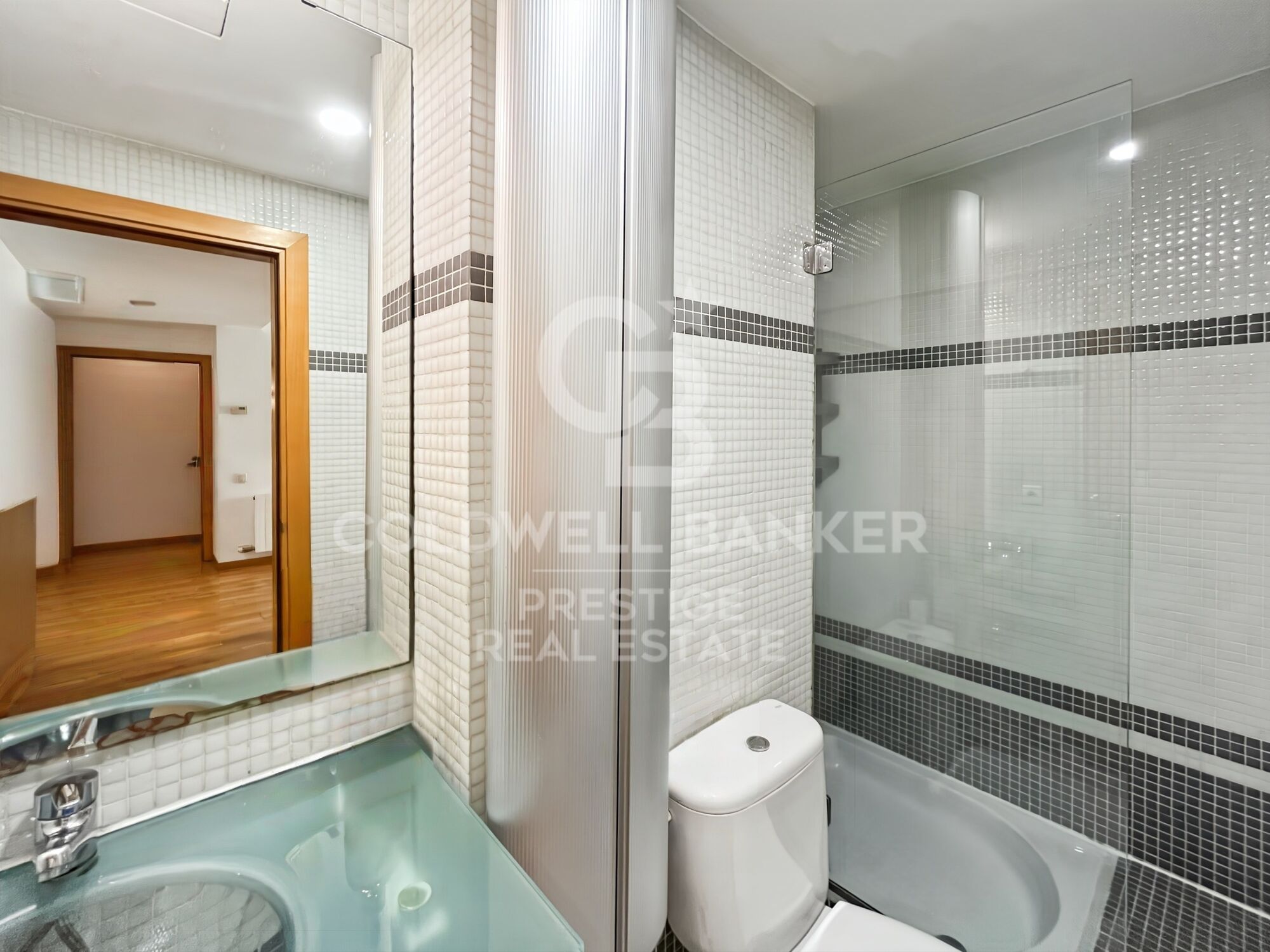 Appartement avec terrasse en location saisonnière à El Clot