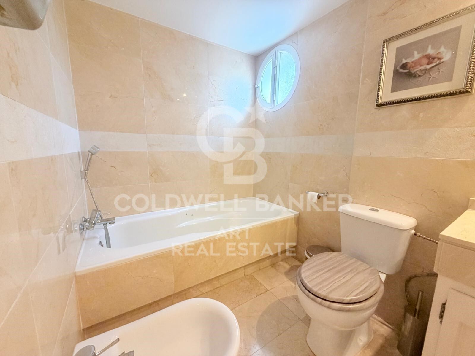Exclusivo apartamento en el corazón de la Avenida Ricardo Soriano - Marbella
