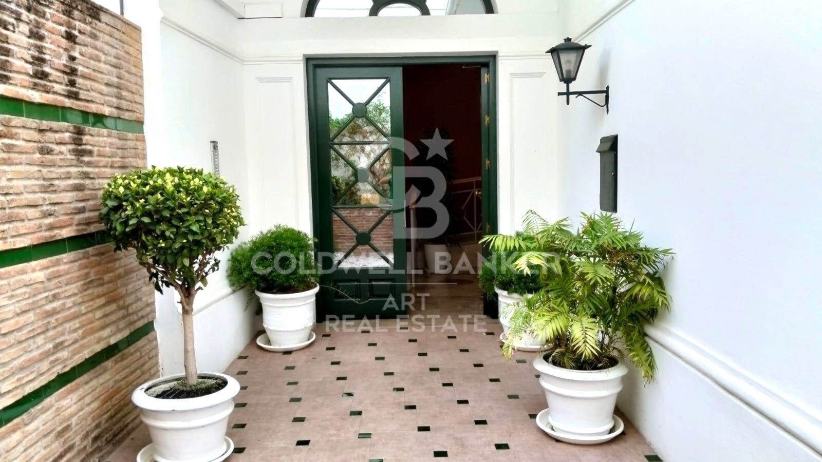 Exclusivo apartamento en el corazón de la Avenida Ricardo Soriano - Marbella