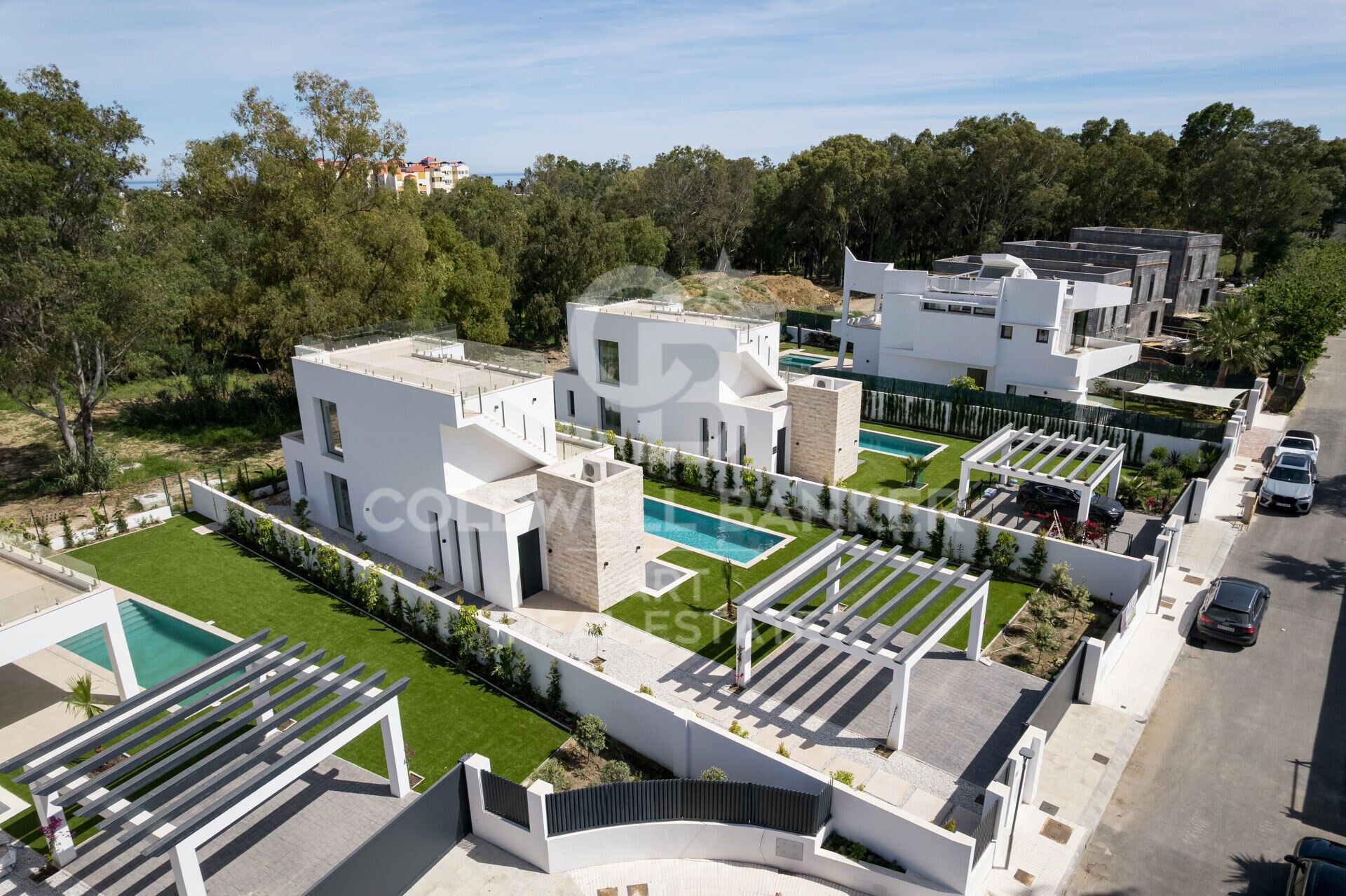 Modern villa with solarium in Estepona