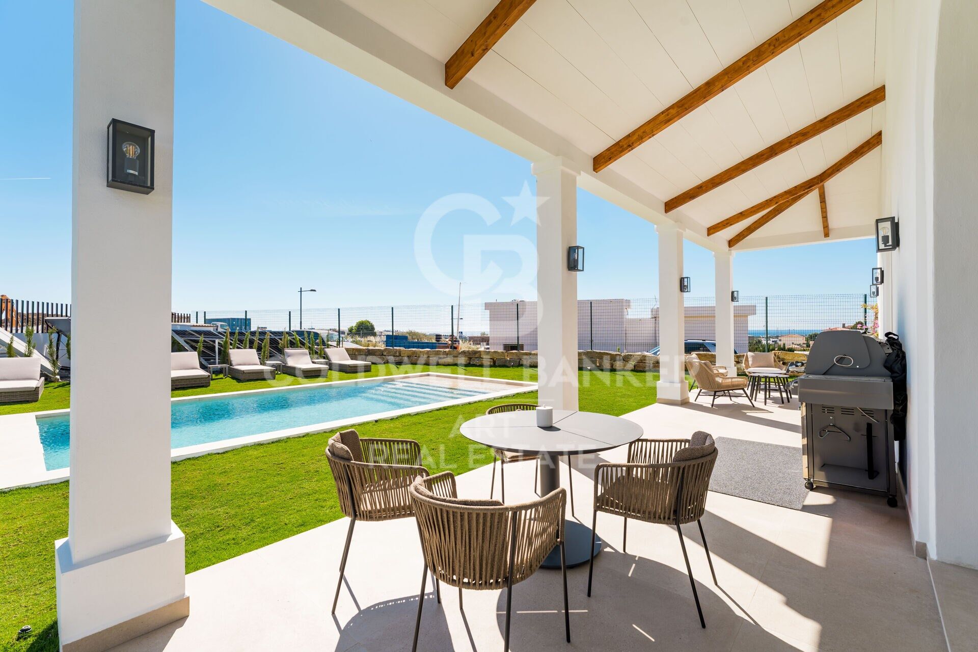Villa moderna y de diseño con vistas al mar en Valle Romano - Estepona