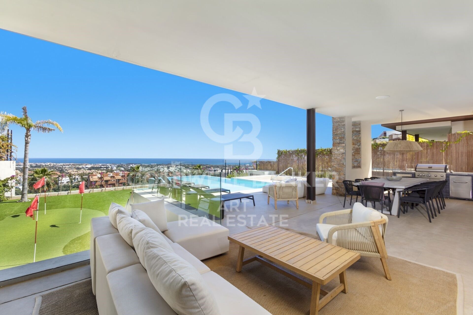 Modern luxury villa with sea views in Benahavís