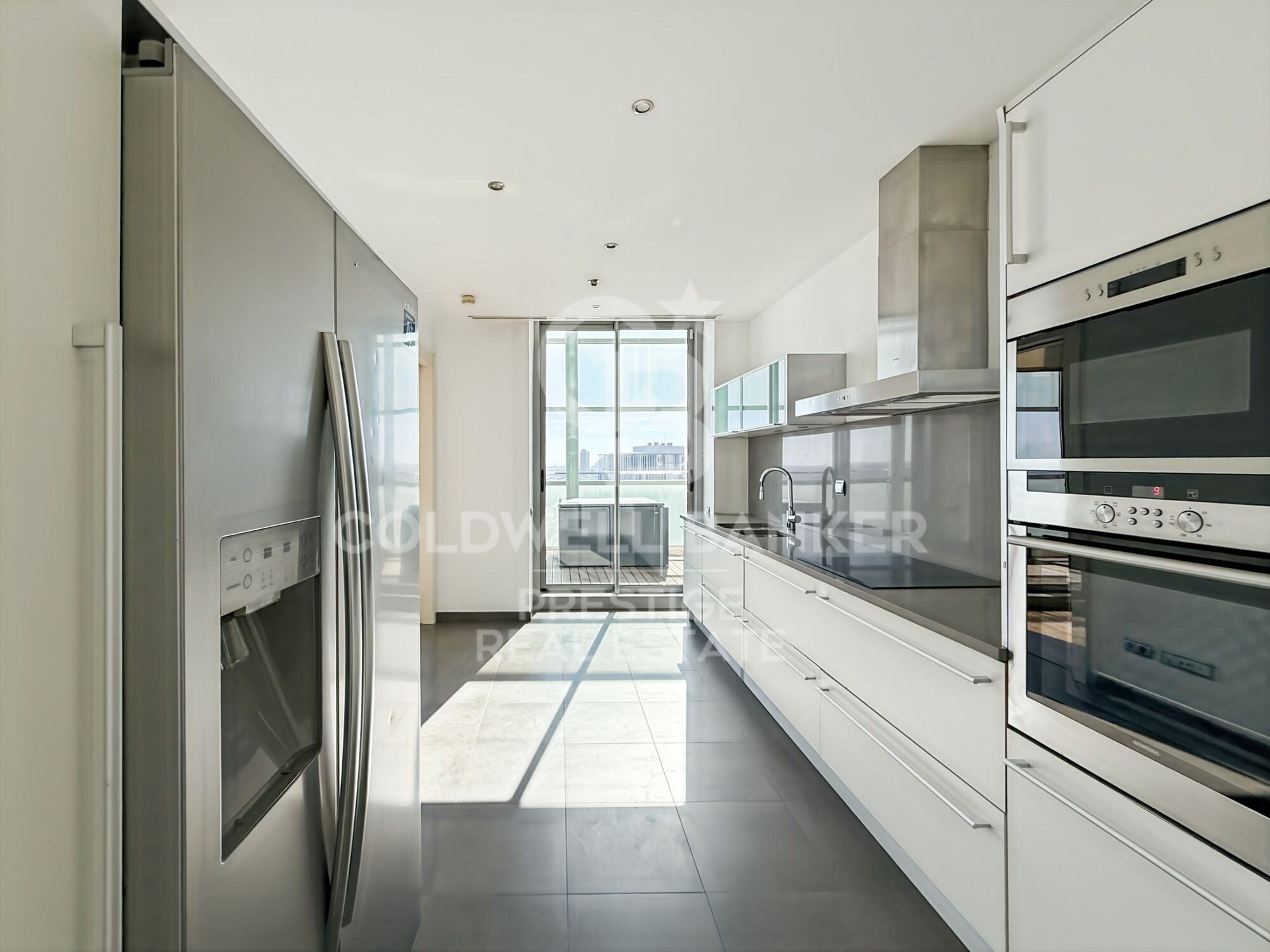 Penthouse duplex de luxe avec piscine privée en front de mer