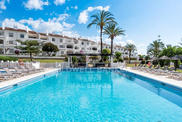 Elegante apartamento en planta baja en Nueva Andalucía